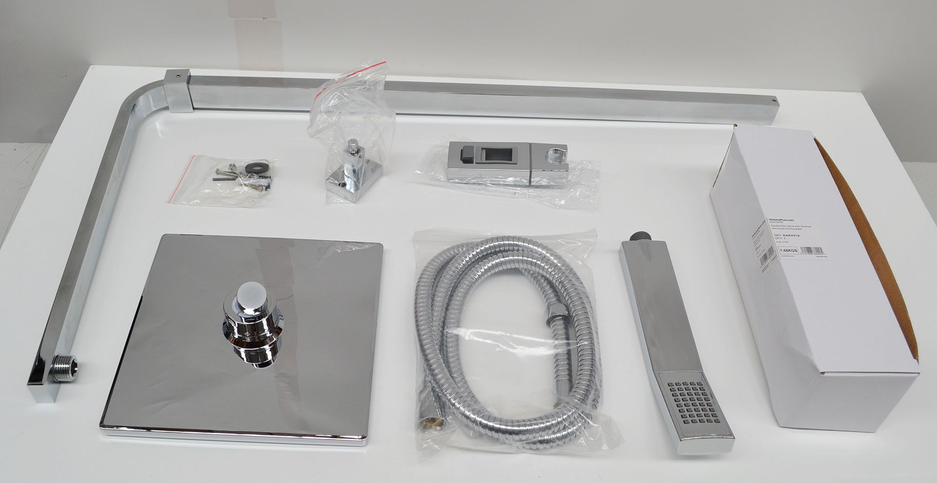 1 x TETRA Square Head Thermostatic Shower Riser Kit - CILISS7 - Ref: MBI005 - CL190 - Unused Boxed - Image 5 of 10