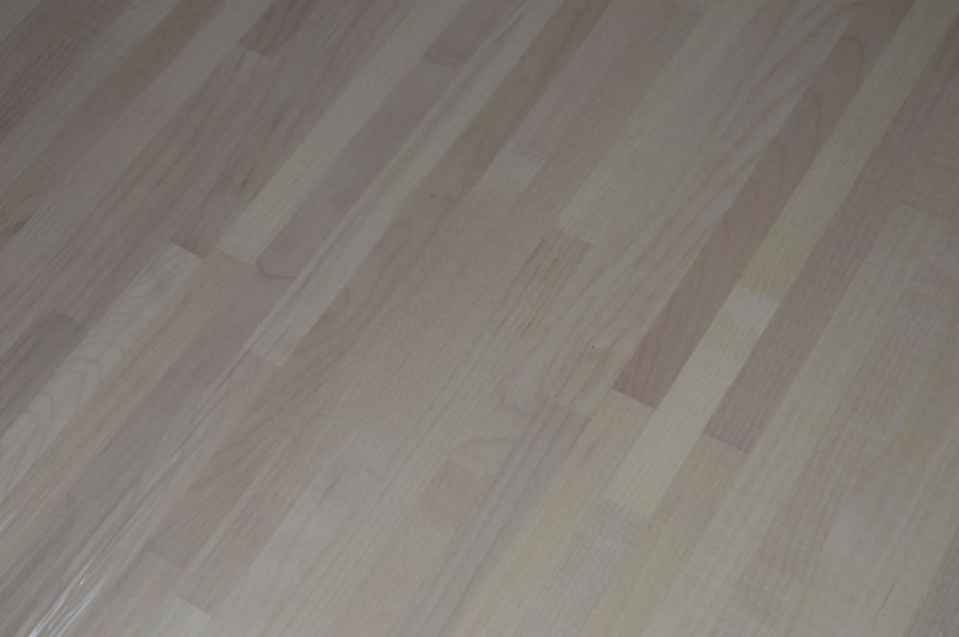 1 x Solid Wood Kitchen Worktop - EUROPEAN MAPLE - Maple Blockwood Kitchen Worktop - Size: 3000 x 650 - Image 5 of 5