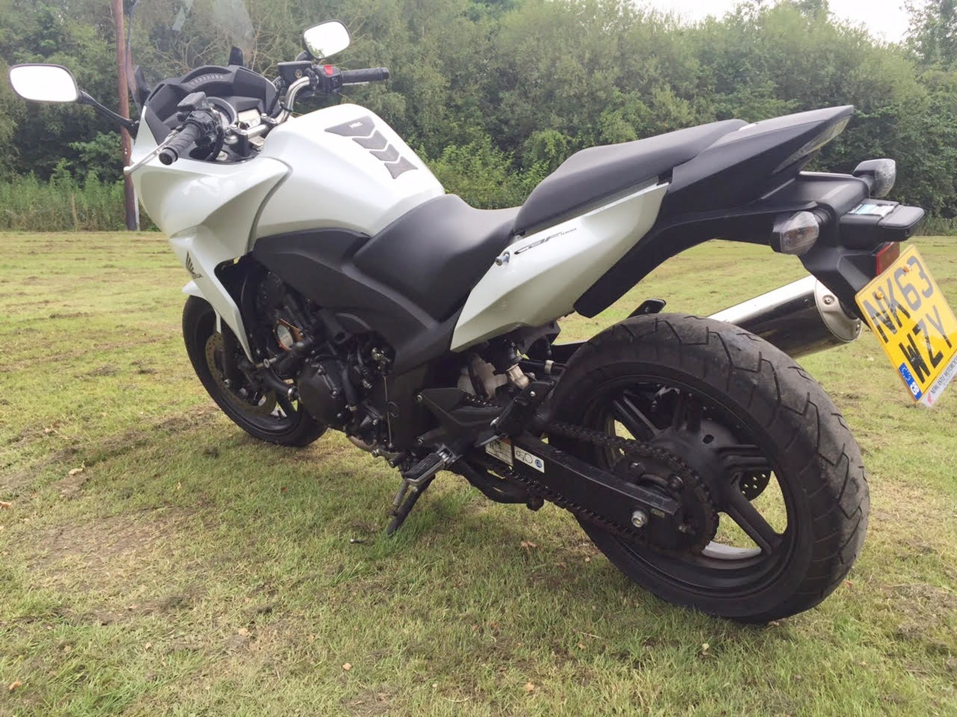 1 x Honda CBF 1000 FAC Motorcycle Bike - Year 2013 - 5,416 Miles - MOT Expires September 2017 - Image 11 of 16