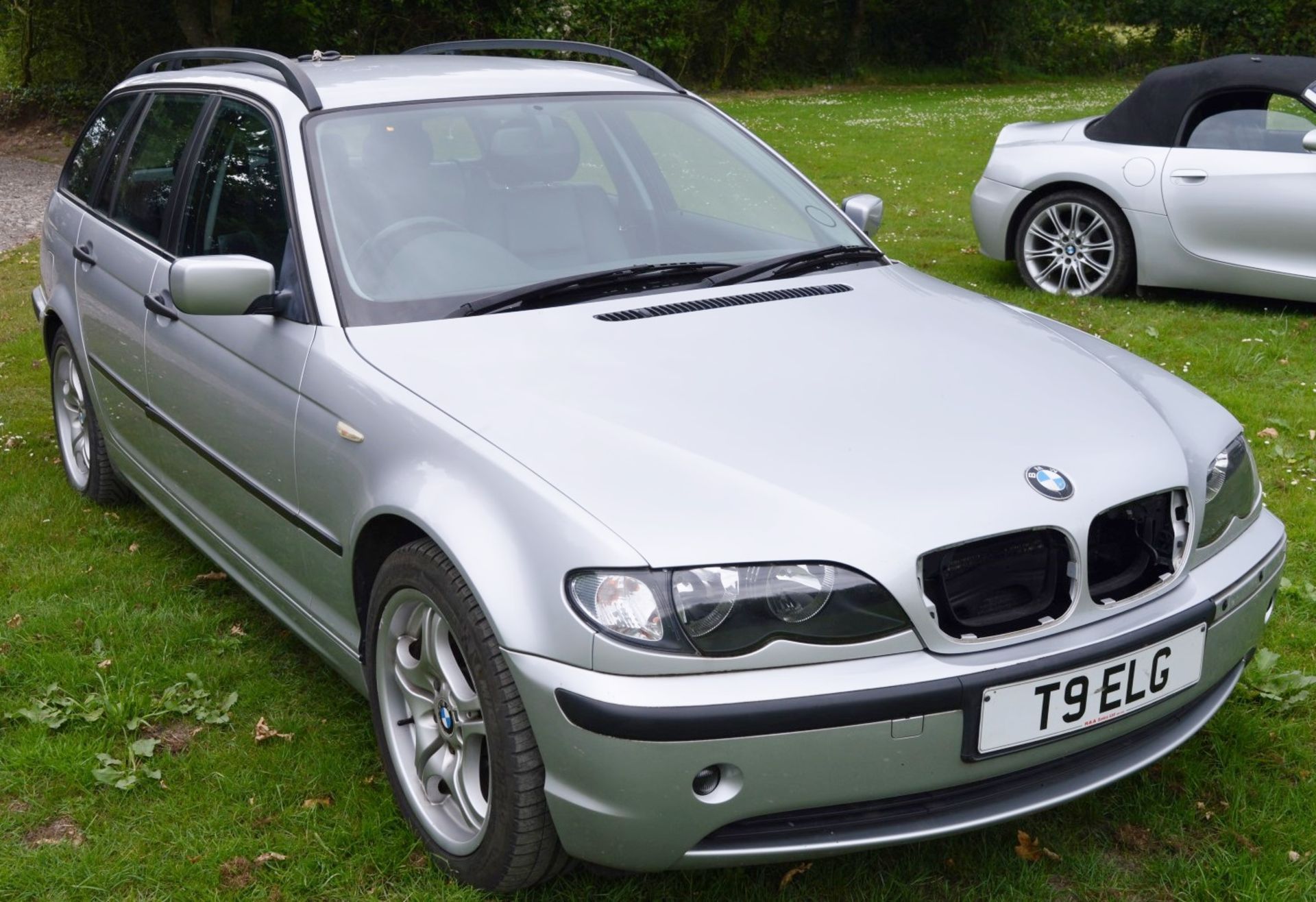 1 x BMW 316 I Se Touring Auto - 2002-  Private Registration - 74,400 Miles - Long MOT Expires May