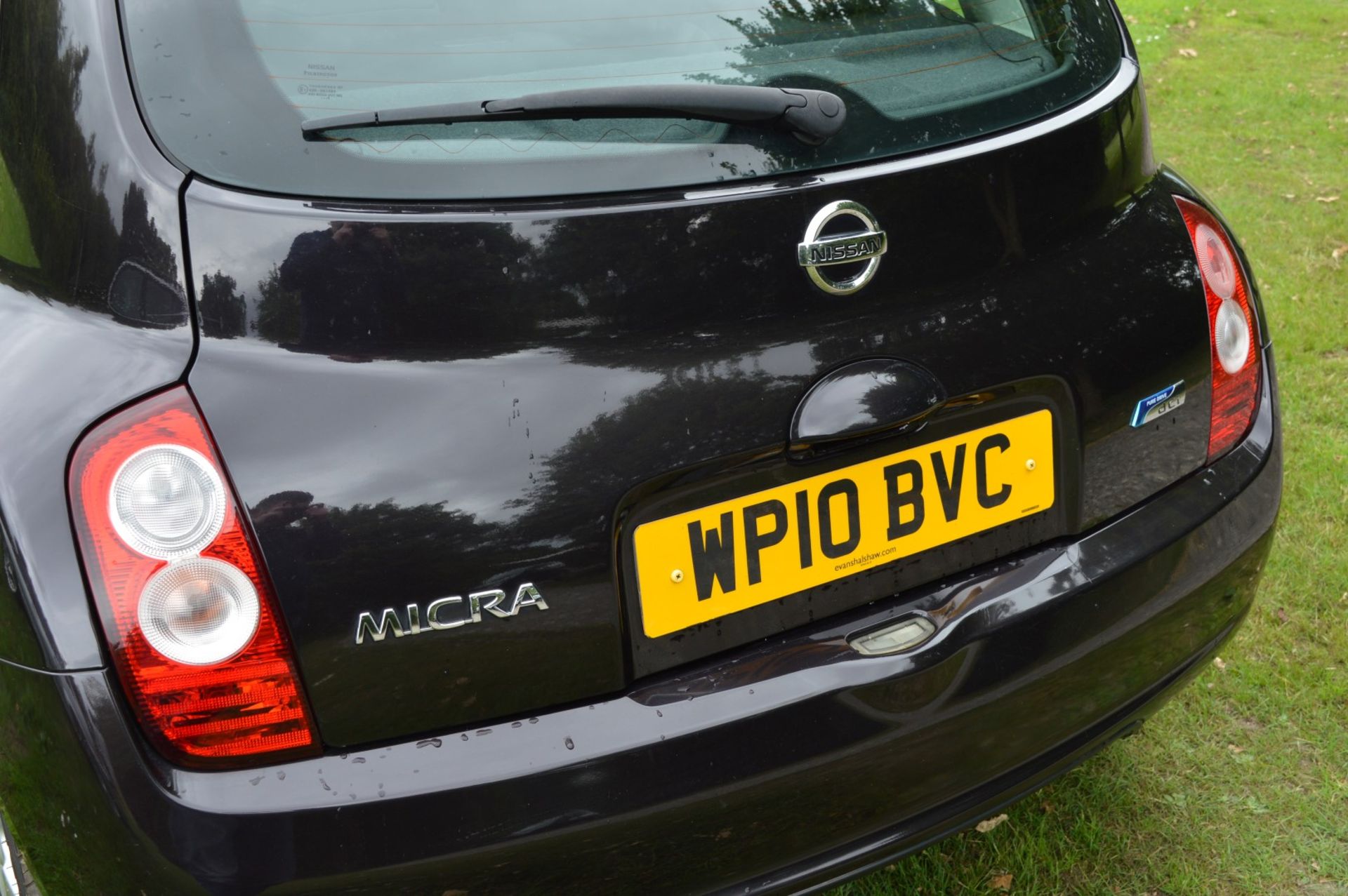 1 x Nissan Micra N-Tec DCI 5 Door Hatchback - 2010 - 106,000 Miles - MOT September 2017 - Sat Nav - Image 31 of 41