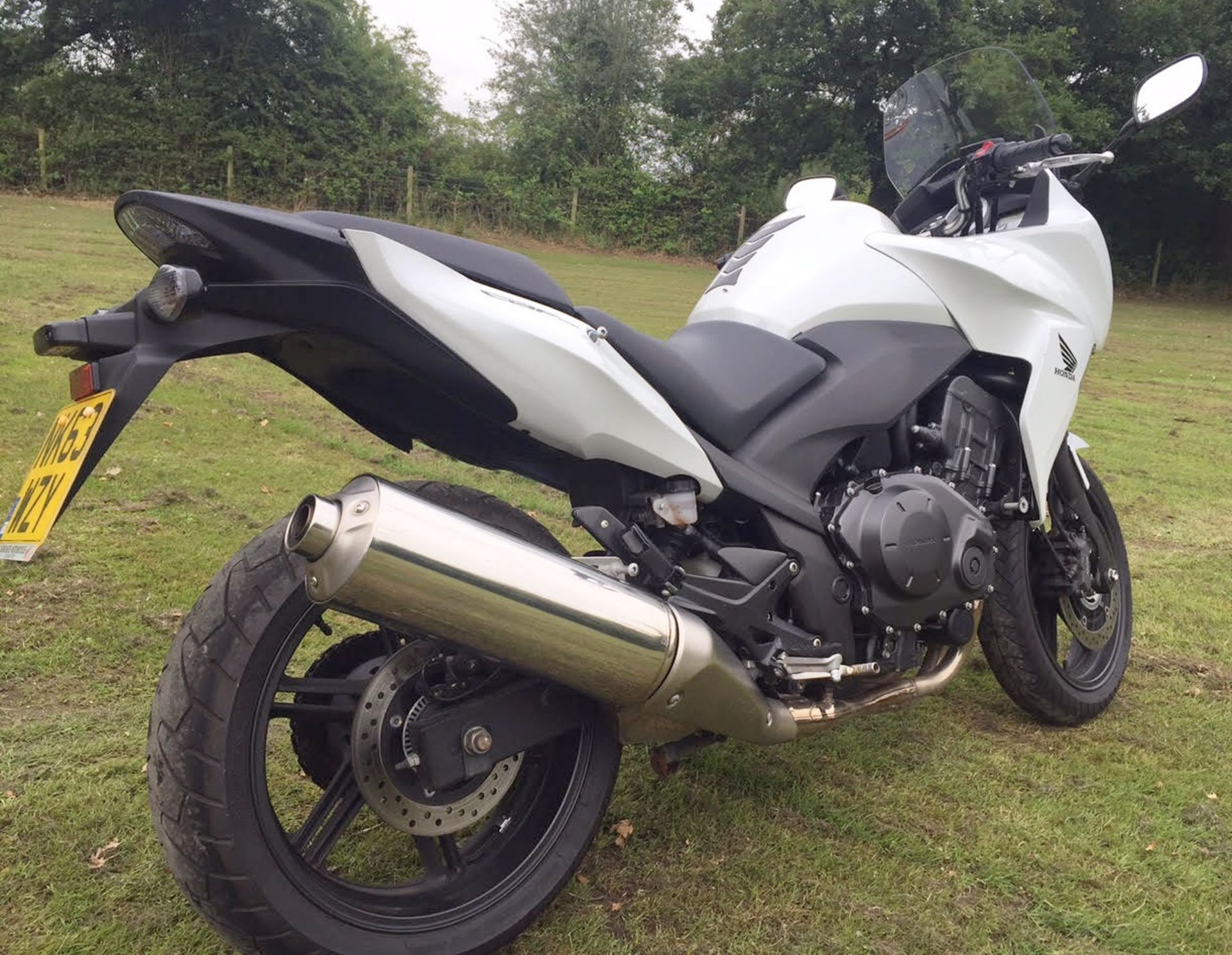 1 x Honda CBF 1000 FAC Motorcycle Bike - Year 2013 - 5,416 Miles - MOT Expires September 2017 - Image 12 of 16