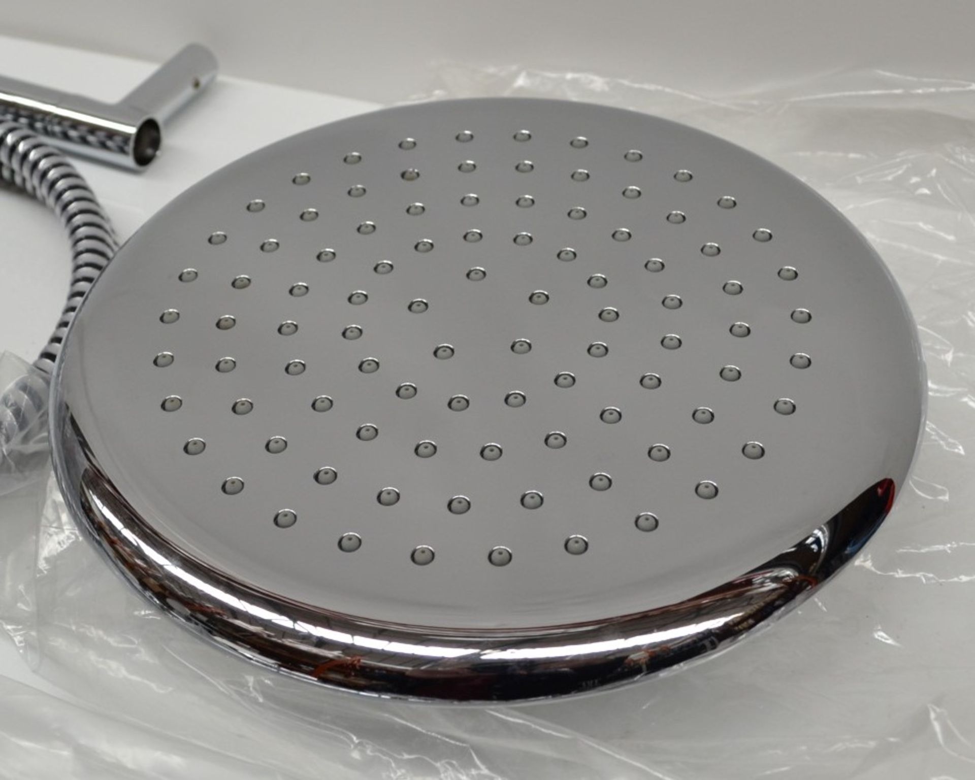 1 x OVAL Round Shower Riser System With Taps - Ref: MBI020 - CL190 - Unused Boxed Stock - - Image 8 of 11