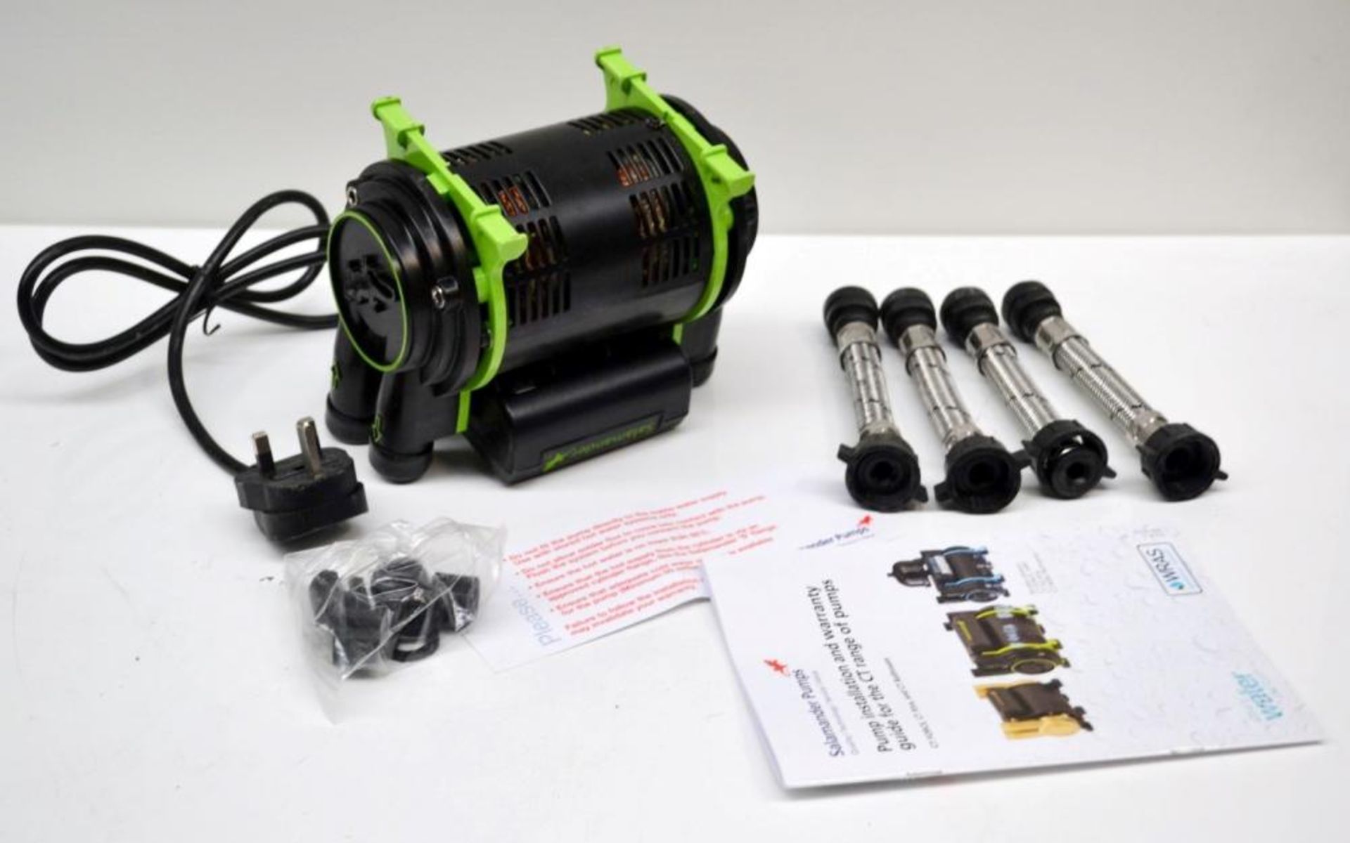 1 x Salamander Xtra CT50 Twin Shower Pump - 1.5bar - Size: 165x120x195cm - Ref: MSC069 - CL190 - - Image 3 of 9