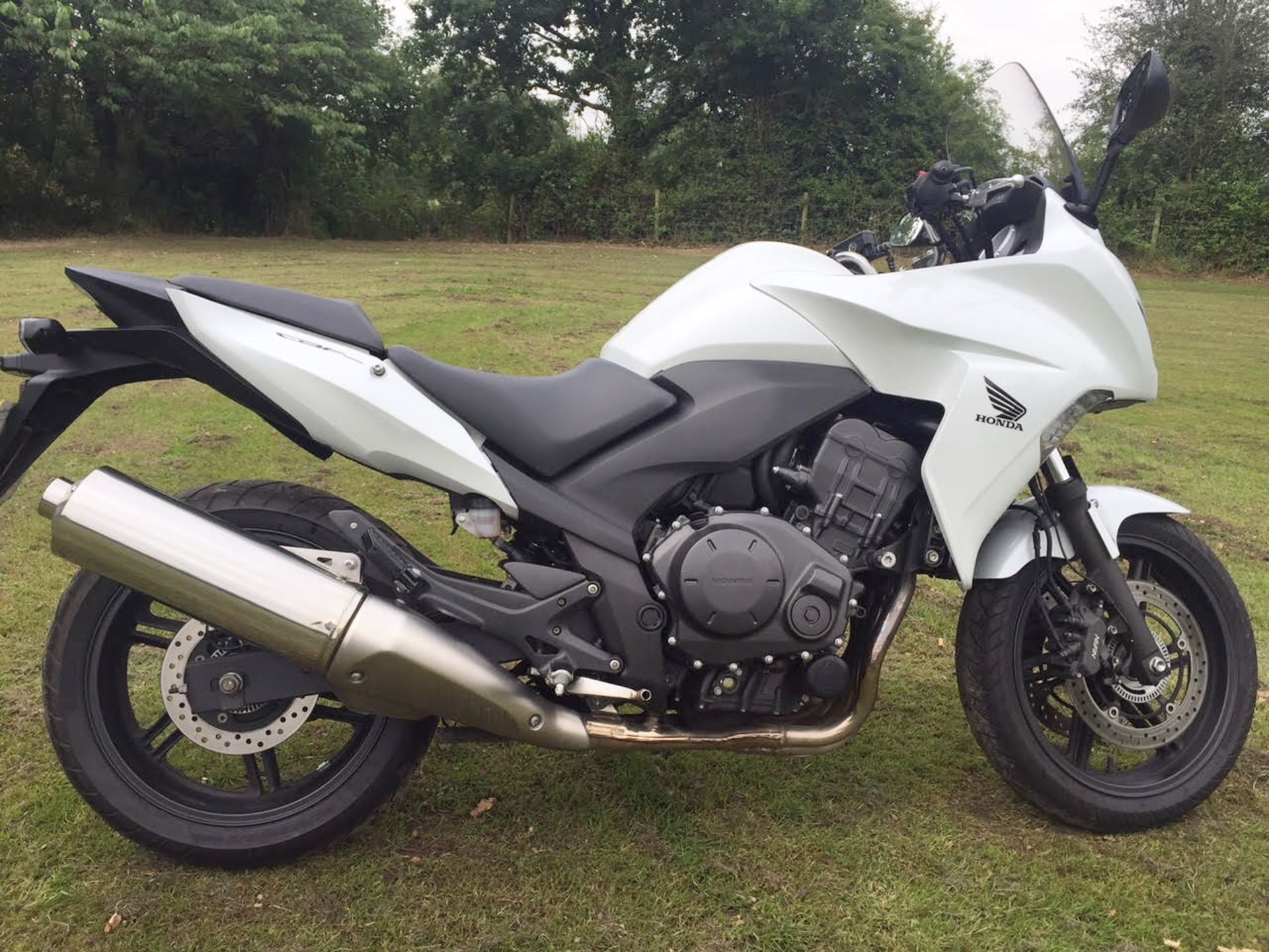 1 x Honda CBF 1000 FAC Motorcycle Bike - Year 2013 - 5,416 Miles - MOT Expires September 2017