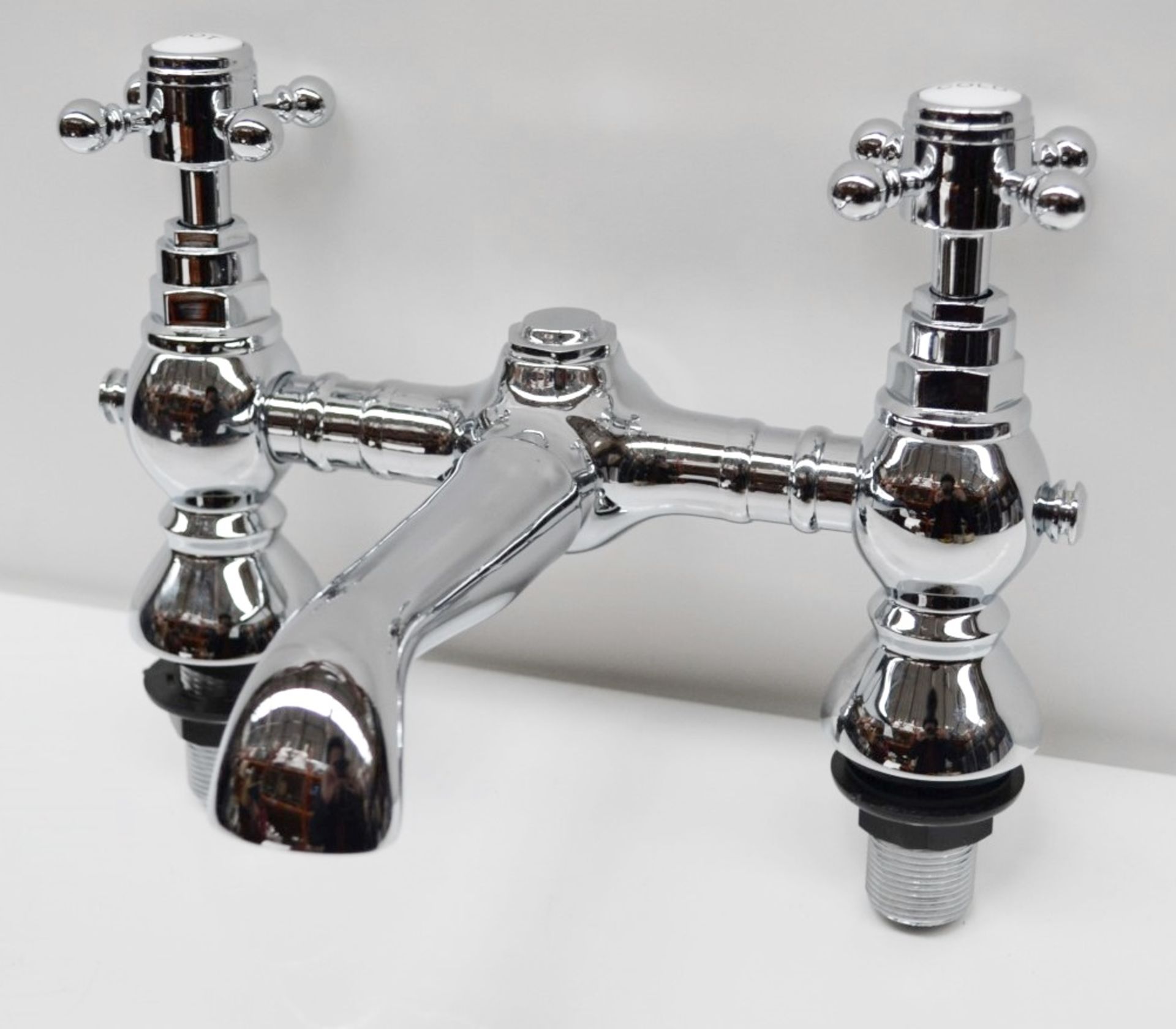 1 x CONISTON Edwardian-style Bath Mixer Tap - Ref: MBI010 - CL190 - Unused Boxed Stock - Location: - Image 5 of 8