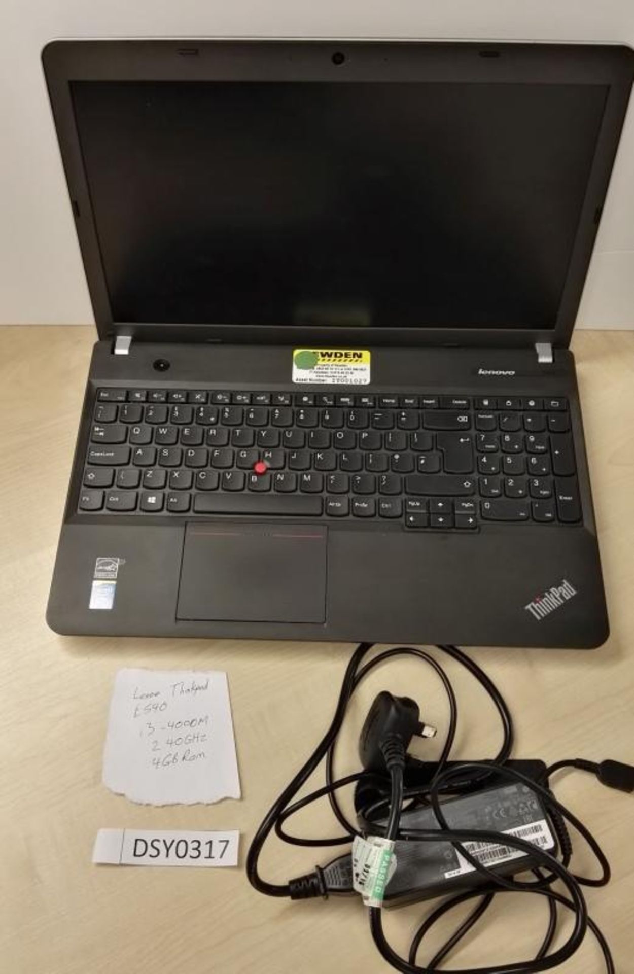 1 x Lenovo Thinkpad E540 i3 Laptop Computer - Features a 15.6 Inch Screen, Intel i3-4000M 2.4GHz Pro