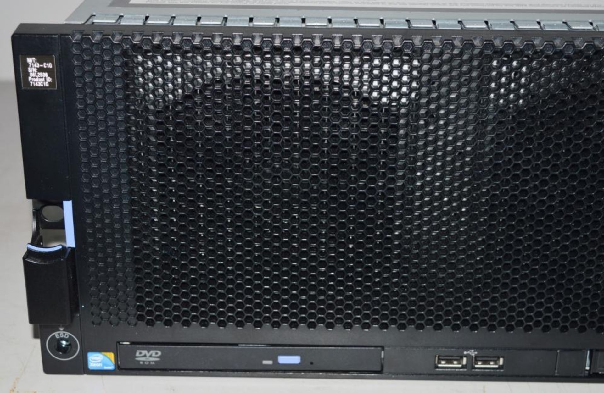 1 x IBM System X3850 X5 Rack Mount Server - Features 4 x Intel 10 Core E7-8850 2ghz Processors, - Image 5 of 9