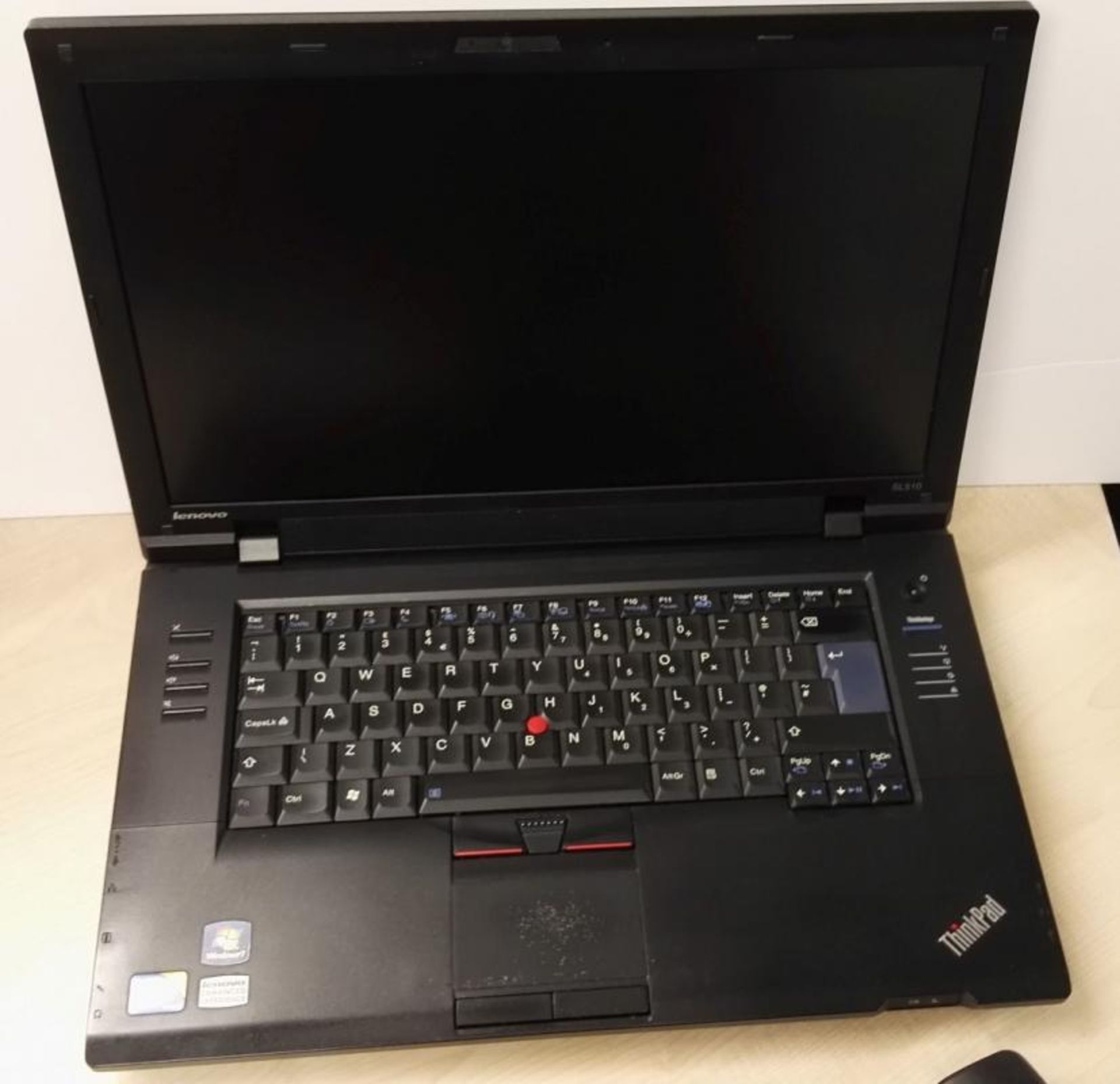 1 x Lenovo Thinkpad SL510 Laptop Computer - Features a 15.6 Inch Screen, Intel Core 2 Duo T6670 2.2g - Image 3 of 10