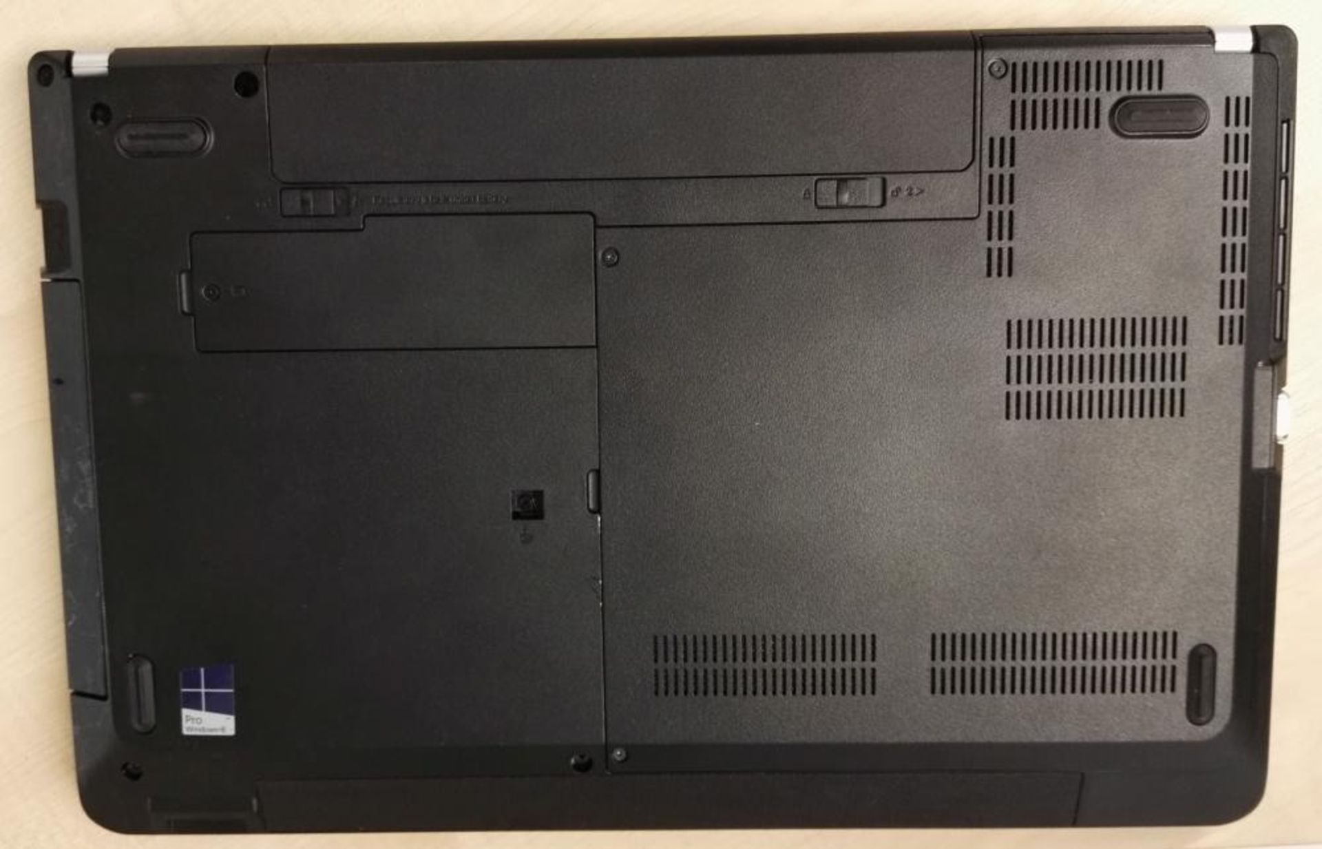 1 x Lenovo Thinkpad E540 i3 Laptop Computer - Features a 15.6 Inch Screen, Intel i3-4000M 2.4GHz Pro - Image 7 of 7