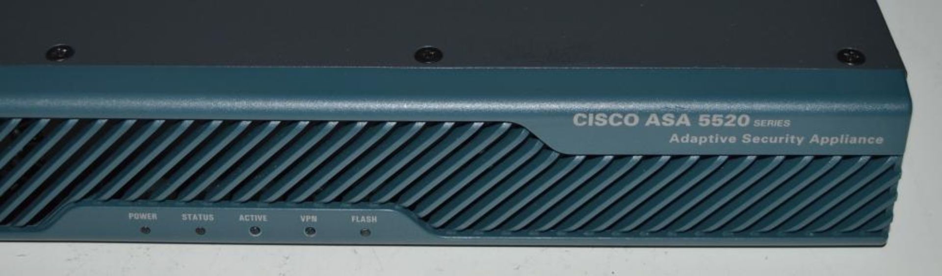 1 x Cisco ASA 5520 Adaptive Security Appliance - CL240 - Ref IT017 - Location: Altrincham WA14<B - Image 2 of 5