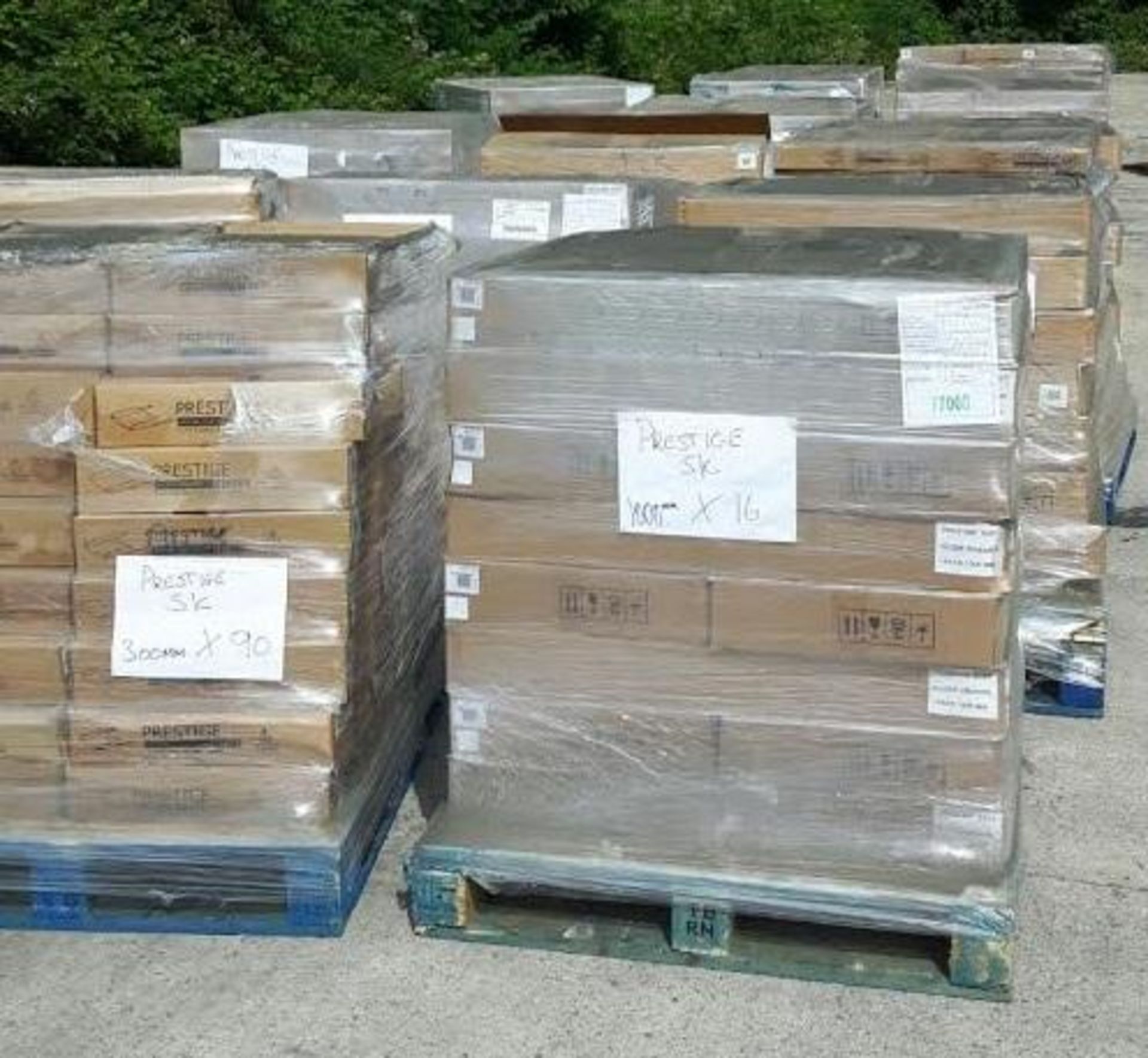 120 x Soft Close Kitchen Drawer Packs - B&amp;Q Prestige - Huge Resale Pallet Lot - Brand New Stock - Image 6 of 6