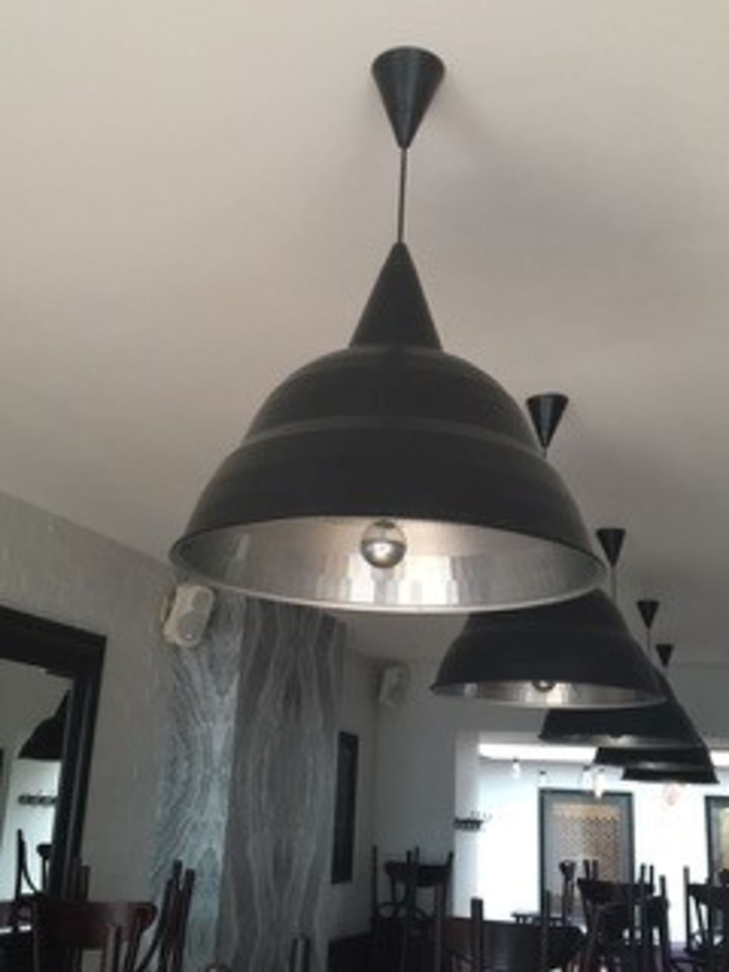 7 x Large Retro Industrial-style Pendant Ceiling Light Fittings - Colour: Black / White - Stylish