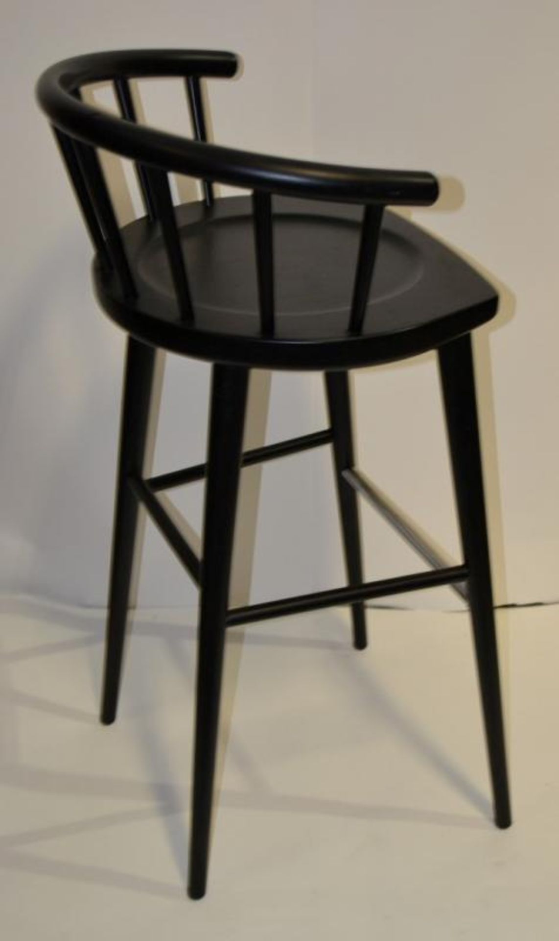 4 x Curved Spindleback Wooden Bar Stools With Shaped Seats, Chrome Footrests and Dark Finish - Dimen - Image 4 of 6