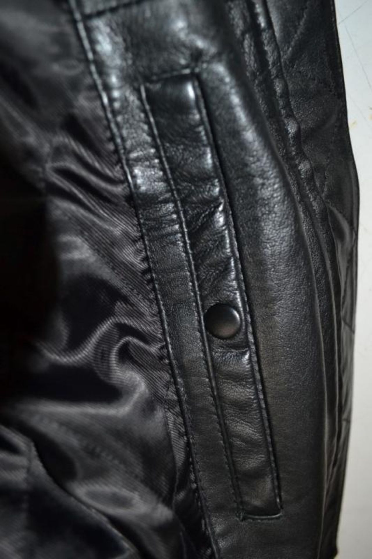 1 x GNIOUS "Black Label" Mens Lamb Nappa Leather Coat - Design: Victory - New Stock With Tags - Rece - Image 3 of 3