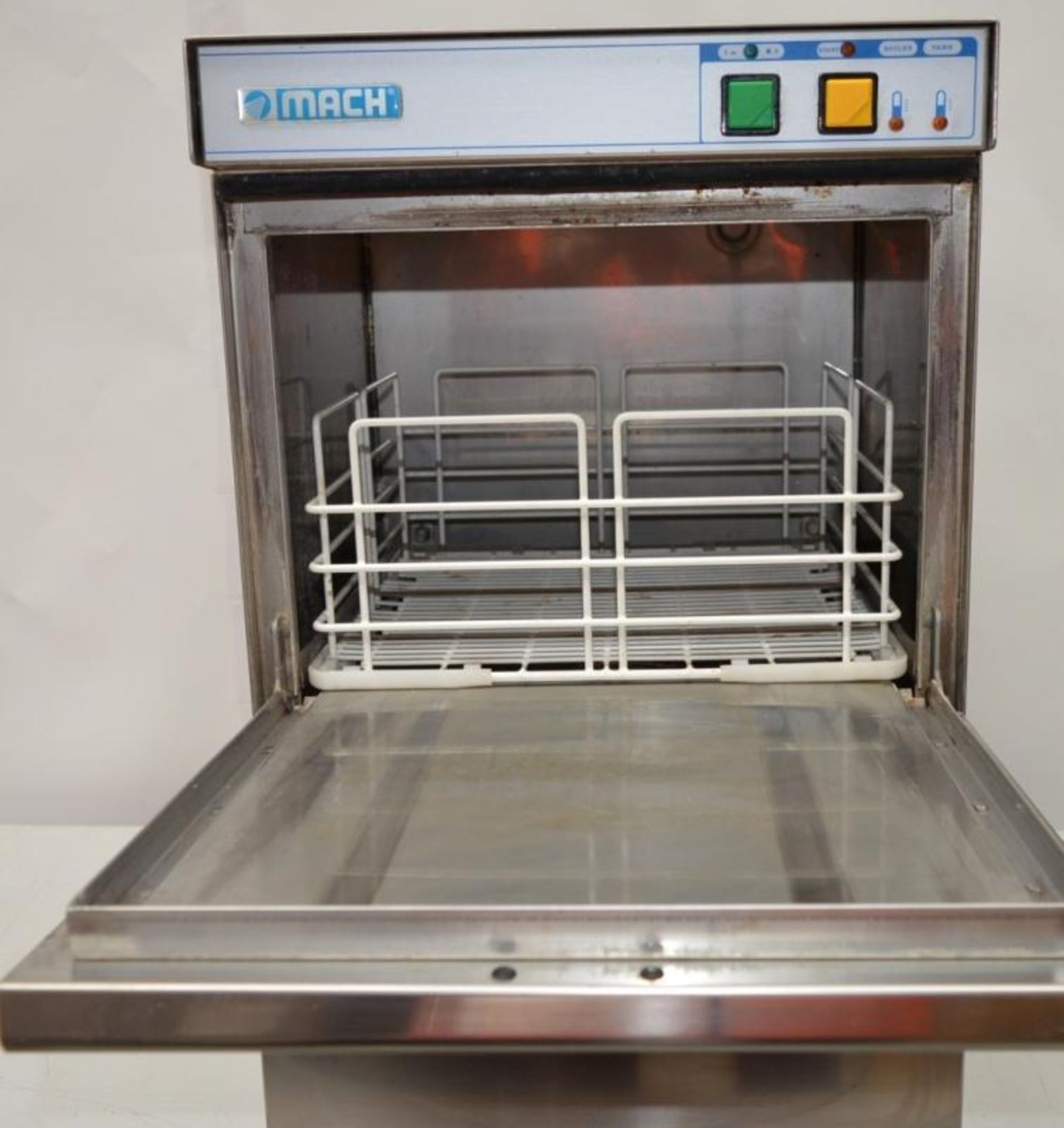 1 x MACH Commercial Glasswasher - Compact Size H65 x W41 x D49.5 cms - Stainless Steel Finish - 240v - Image 3 of 7