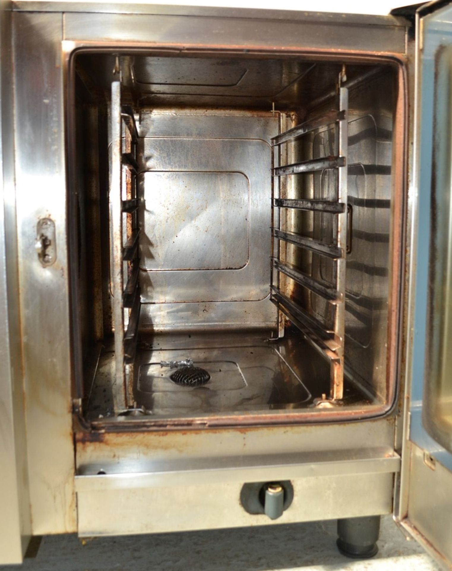 1 x Henny Penny Multifunction Commercial Combi Oven - Model: MCS6 - Commercial Catering Equipment In - Image 3 of 9