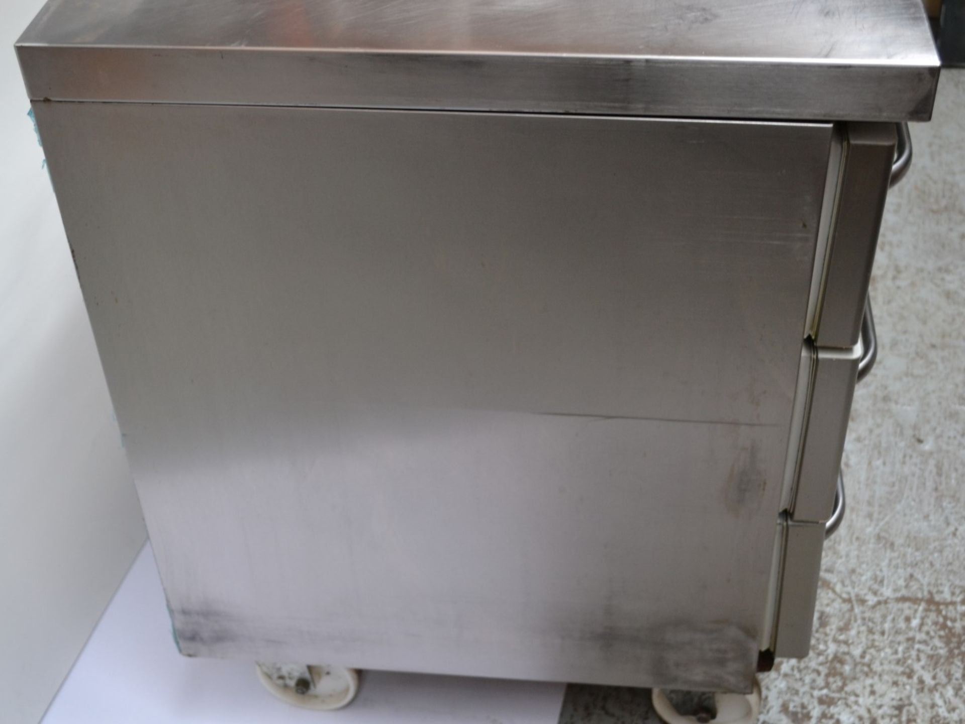 1 x Stainless Steel Commercial Refrigerated Counter With 3-Drawer, 1 Door Storage - Dimensions: - Image 8 of 9