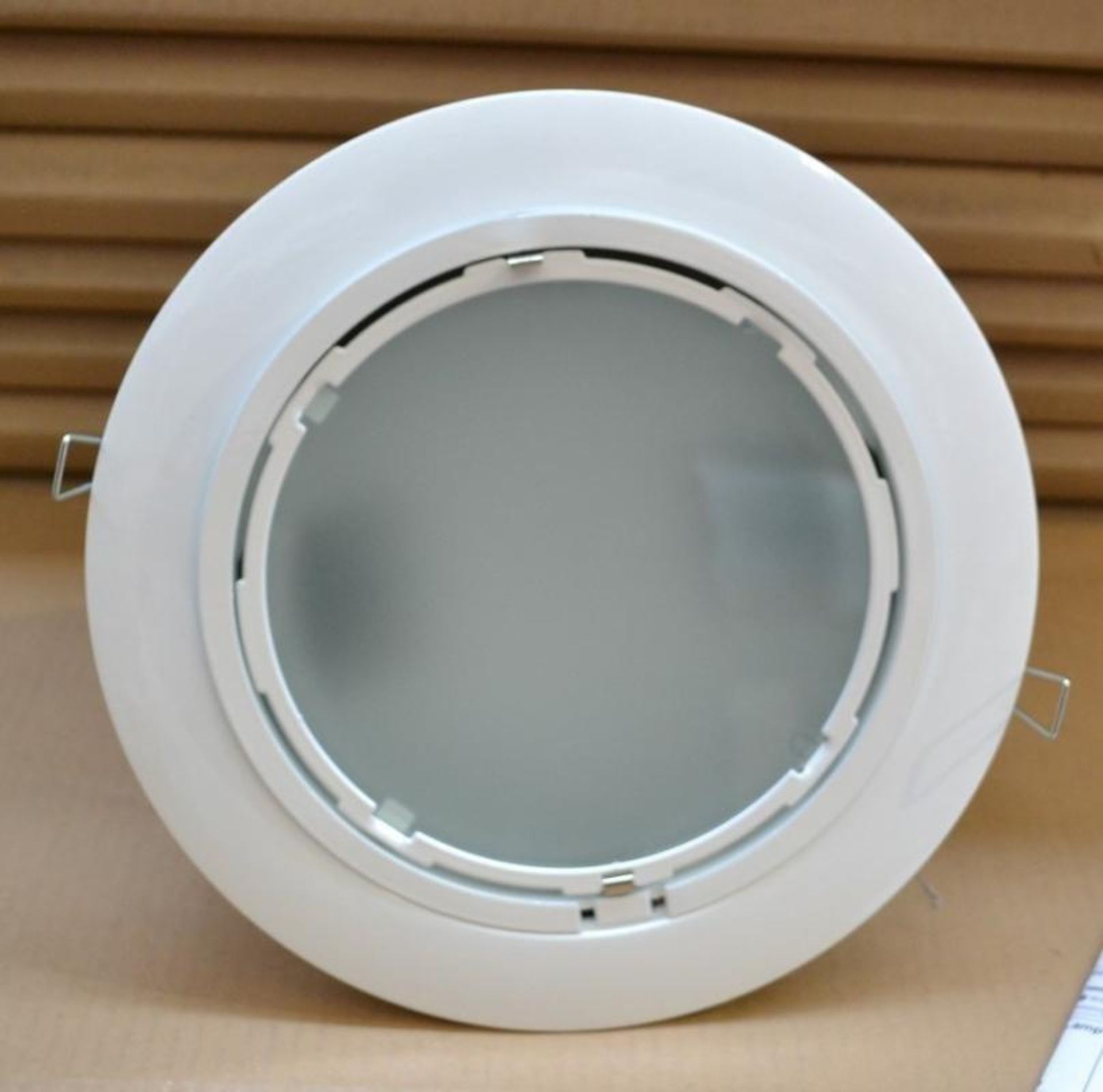 10 x JCC Lighting JC16006 Calida Large Wallwash Downlights With Frosted Lens - Colour: White - New/U - Image 2 of 7