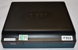 1 x Cisco 1900 Series CISCO1941/K9 1941 Router - V04 - CL400 - Ref IT353 - Location: Altrincham WA14