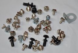 100 x Mixed Bags of Computer Screws - Ideal For System Builders or Resale - Each Bag Contains Approx