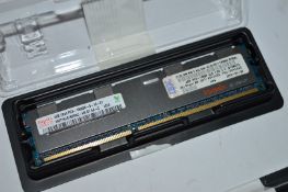 2 x Hynix 4GB DDR3 2Rx4 PC3-10600R 1333 ECC Reg Server Memory (8GB Ram Kit) - Type HMT151R7BFR4C -