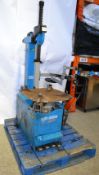 1 x Ravaglioli RAV G840 NS20 Automatic Tyre Changer - CL007 - Location: Altrincham WA14 From a