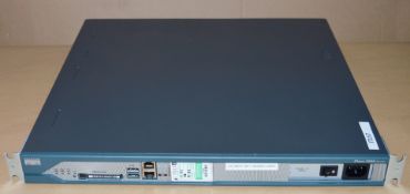 1 x Cisco 2800 Series 2811 Integrated Services Router - Ref IT157 - Ref CL400 - Location: Altrincham