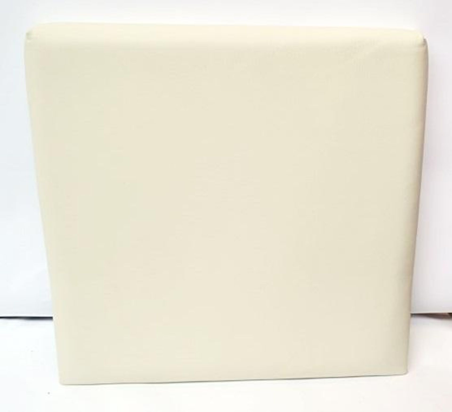 1 x REFLEX Seat Back, Upholstered In Cream Leather - Dimensions: 45.5 x 44.5 x 5cm - Ref: 5130682 - - Image 2 of 10