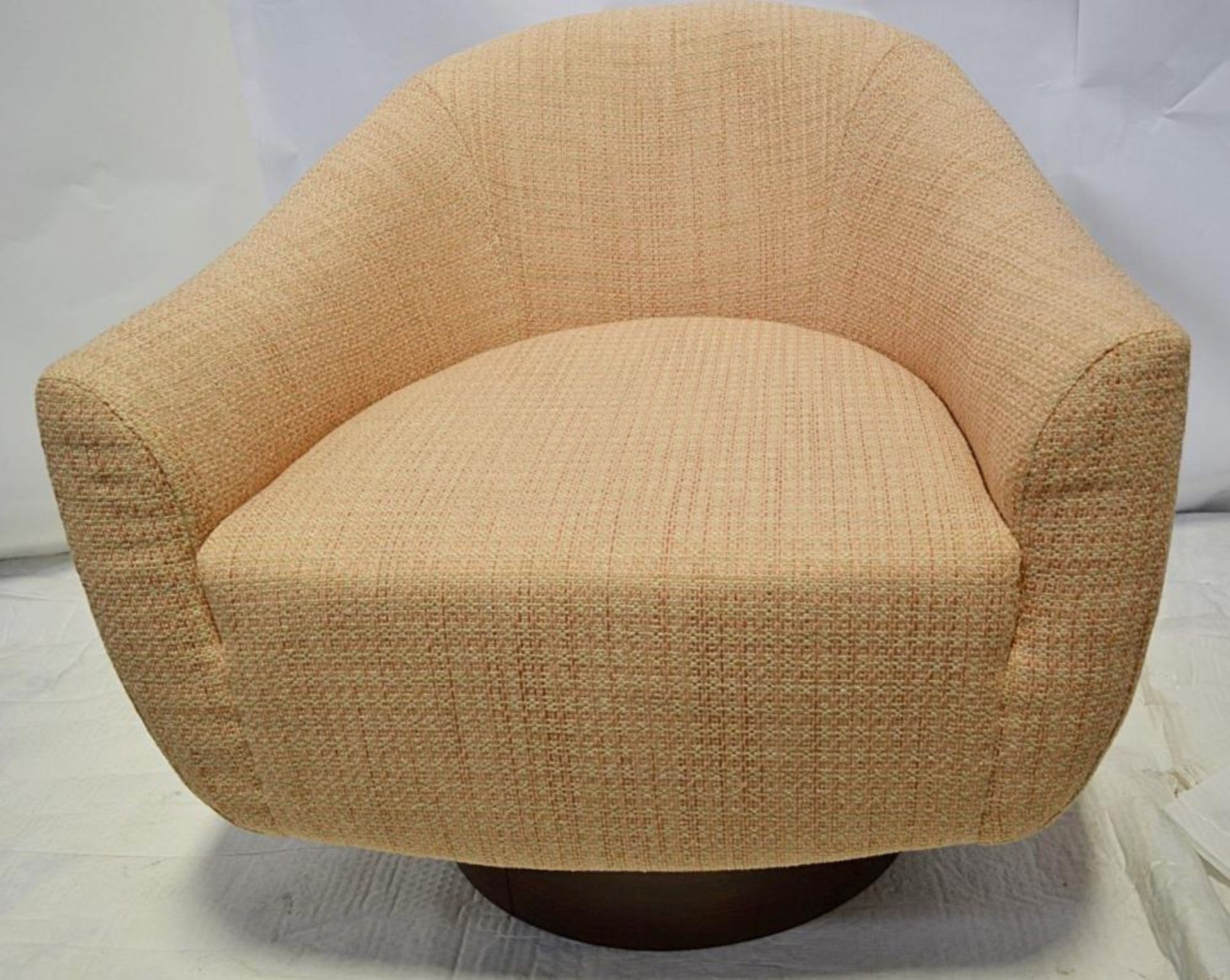 1 x KELLY WEARSTLER Sonara Swivel Chair Rosewood - Dimensions: 31” W x 35” D x 31” H - Ex-Display In - Image 8 of 28