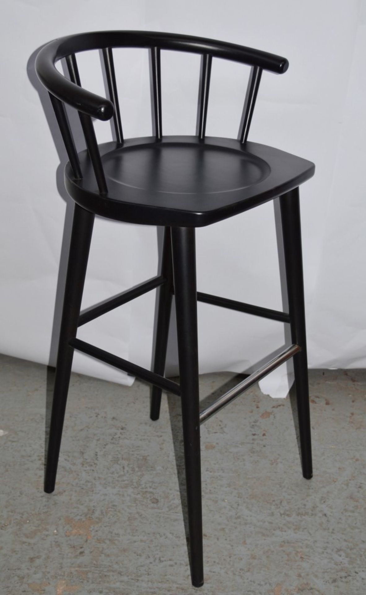 4 x Curved Spindleback Wooden Bar Stools With Shaped Seats and Dark Finish - Dimensions: H73 x W59 x - Image 7 of 10