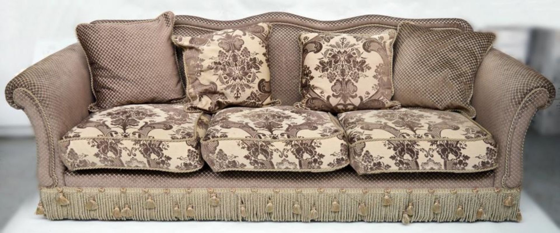 1 x Parker & Farr "Abigail Special" Sofa - Dimensions W240 x H87 x D89cm - Ref: 4081161 - CL087 - - Image 2 of 20