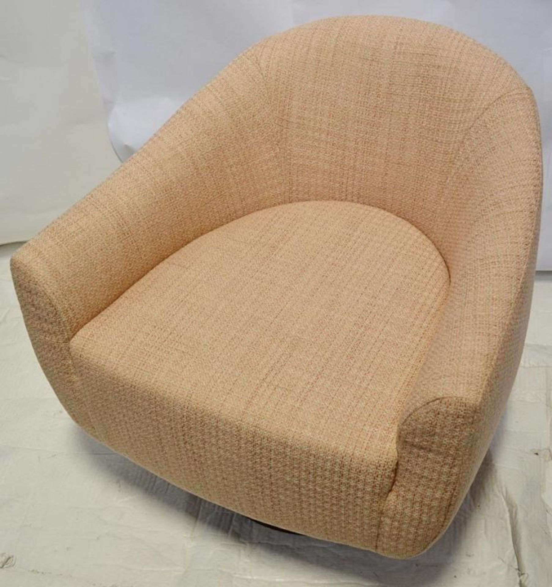 1 x KELLY WEARSTLER Sonara Swivel Chair Rosewood - Dimensions: 31” W x 35” D x 31” H - Ex-Display In - Image 9 of 28