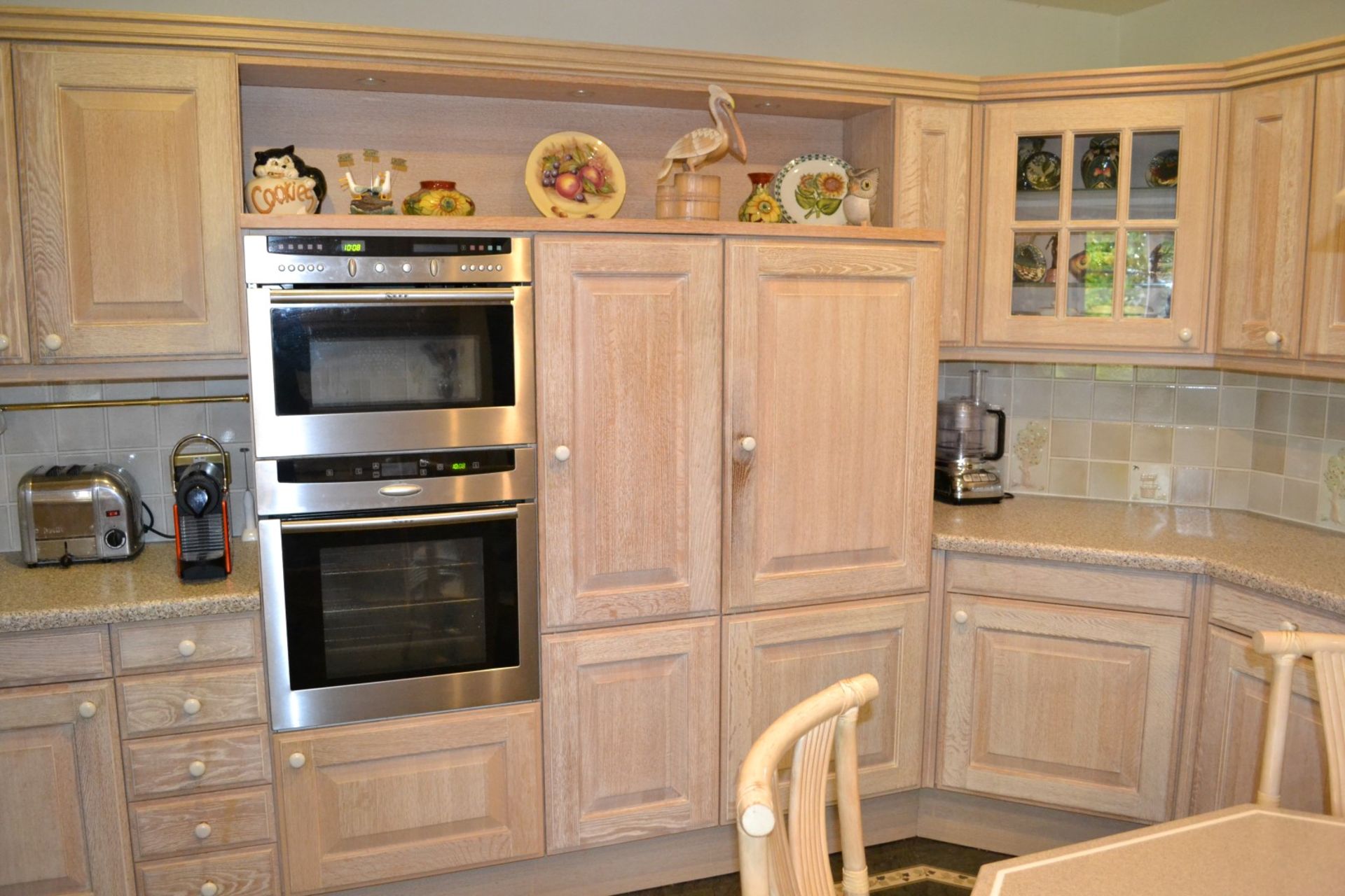 1 x SieMatic Bespoke Solid Wood Limed Oak Fitted Kitchen With Miele, Neff And Gaggenau Appliances - Image 17 of 95