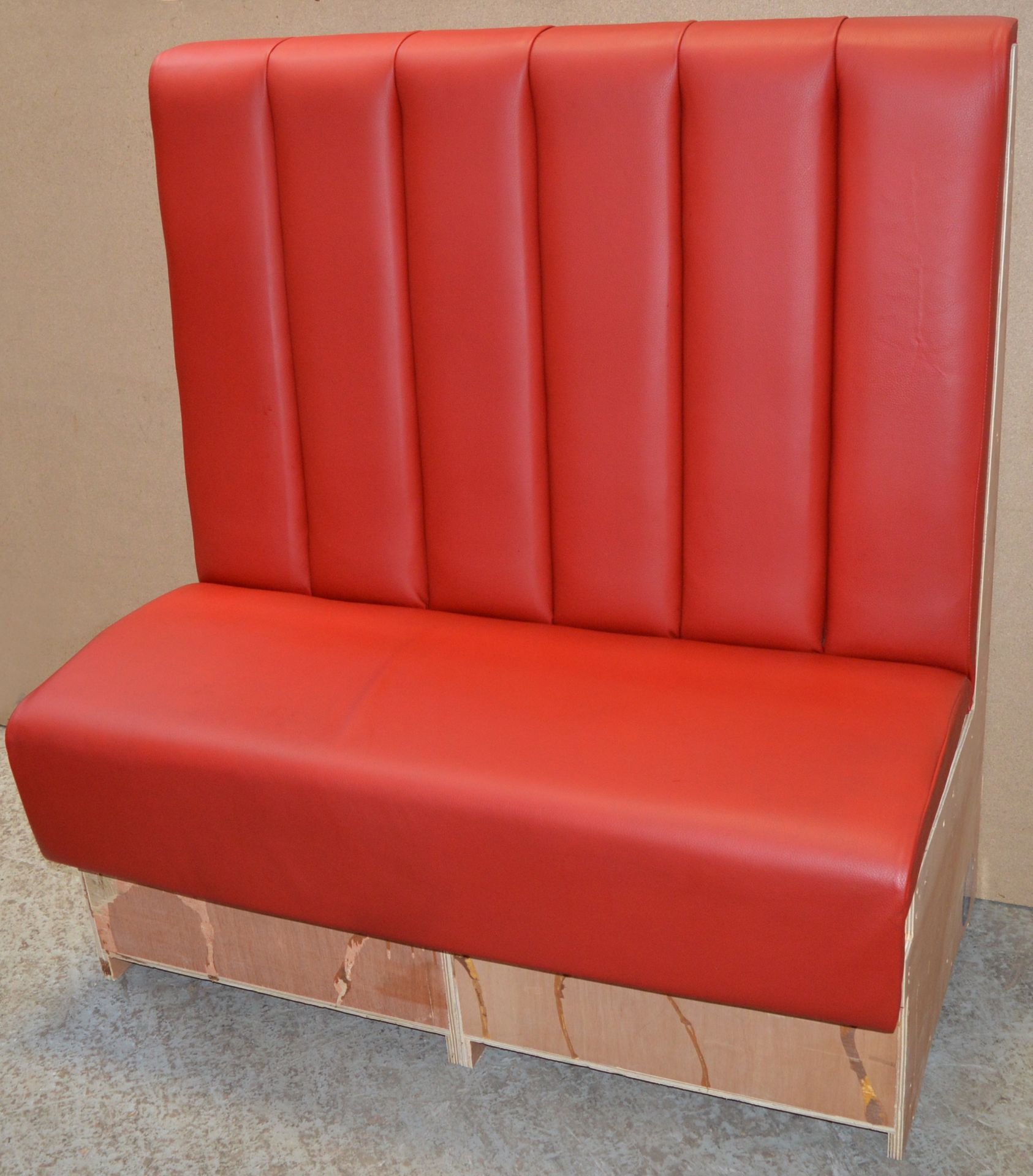 1 x High Back Single Seating Bench Upholstered in Red Leather - Sits upto Two People - High - Image 2 of 17