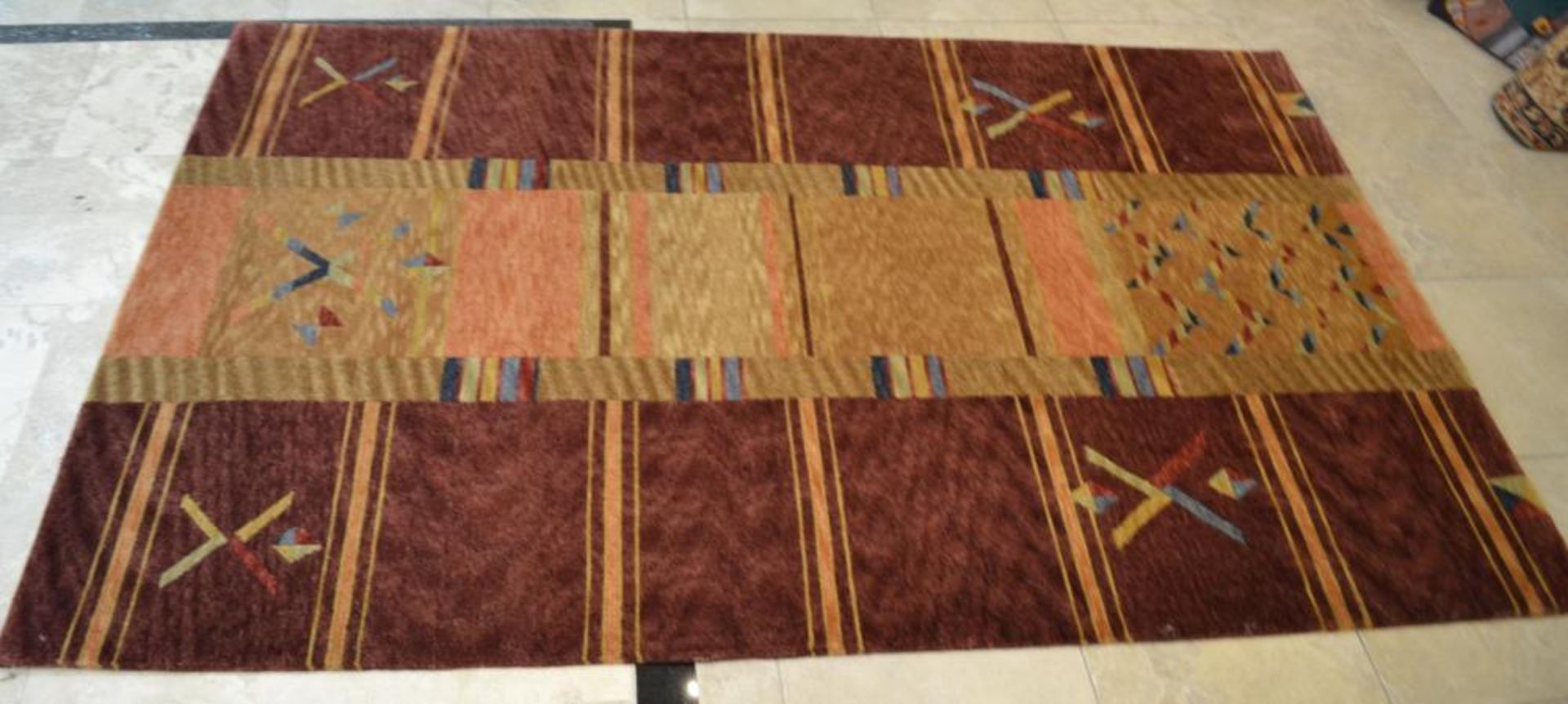 1 x Sino Nepalese Mont Blanc Handknotted Carpet - 100% Wool - Dimensions: 244x155cm - Unused - NO VA - Image 4 of 14