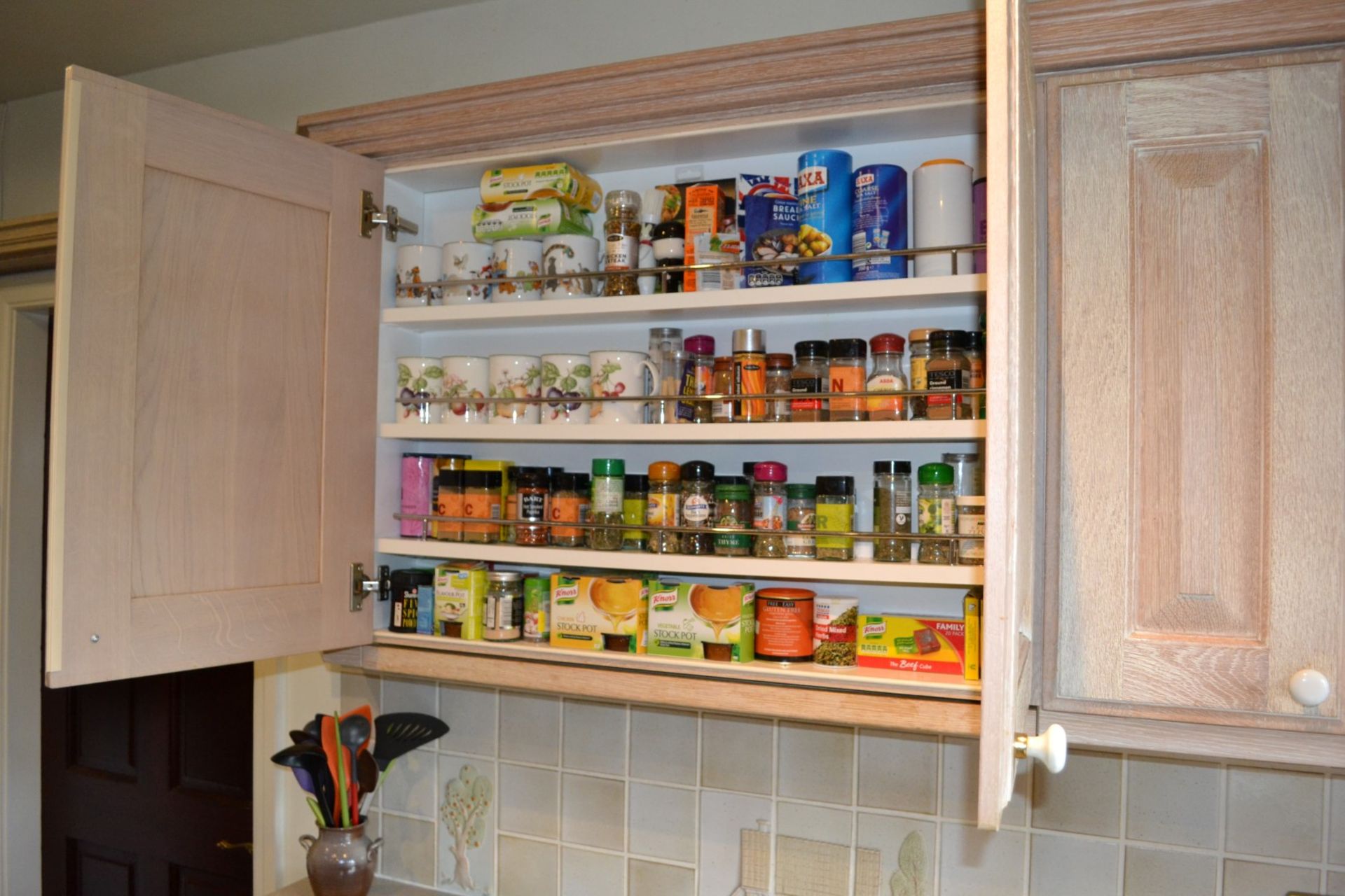 1 x SieMatic Bespoke Solid Wood Limed Oak Fitted Kitchen With Miele, Neff And Gaggenau Appliances - Image 25 of 95