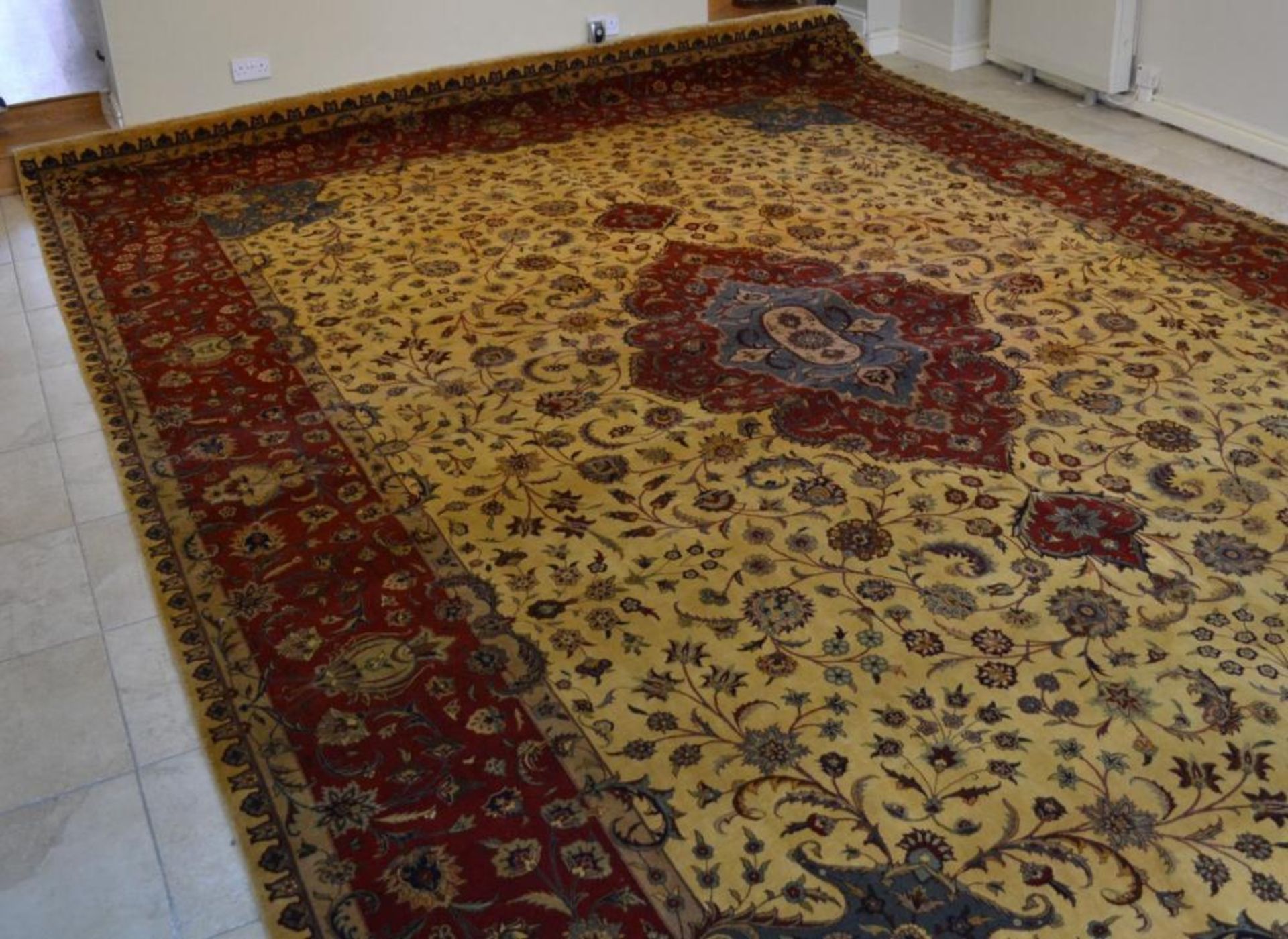 1 x Very Fine Top Quality Pakistan Tabriz Design Carpet - 320 Knot Count - Dimensions: 546x376cm - N - Image 10 of 31