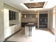 1 x Stunning Siematic Bespoke Fitted Kitchen - Completely Unused - Includes Central Island,