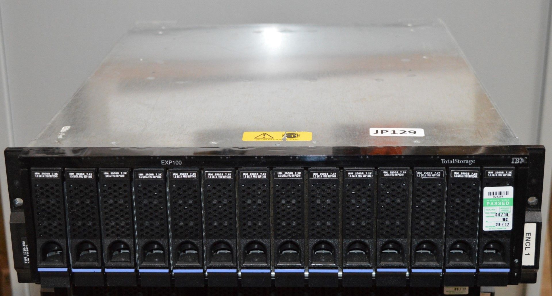 1 x IBM Total Storage EXP100 DS400 Hard Drive Expansion Bay - Model 1710 - CL400 - Ref JP129 - - Image 6 of 6