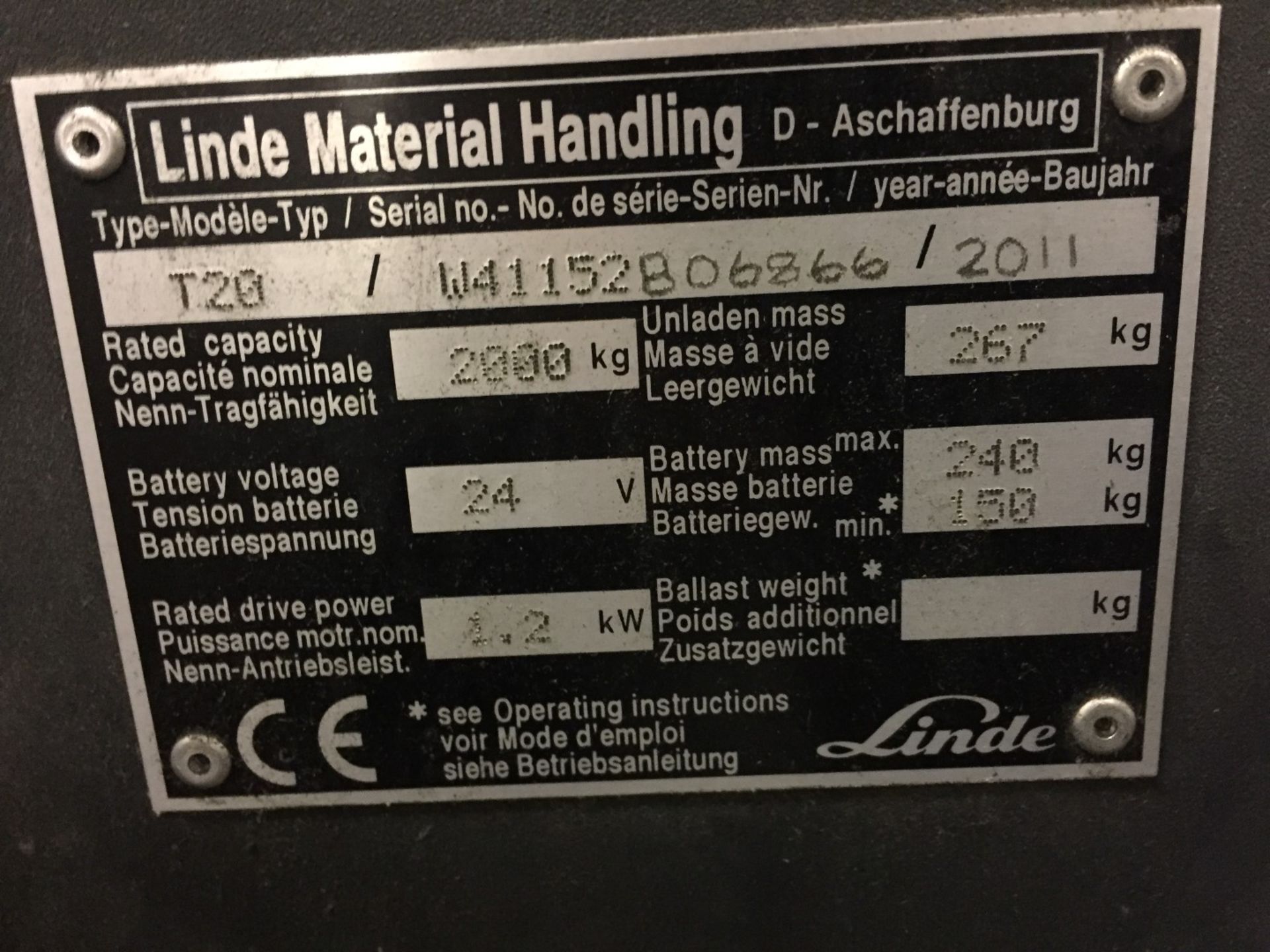 1 x Linde T20 Electric Pallet Truck - Tested and Working - Charger Included - CL007 - Ref: T20/1 - - Image 7 of 12