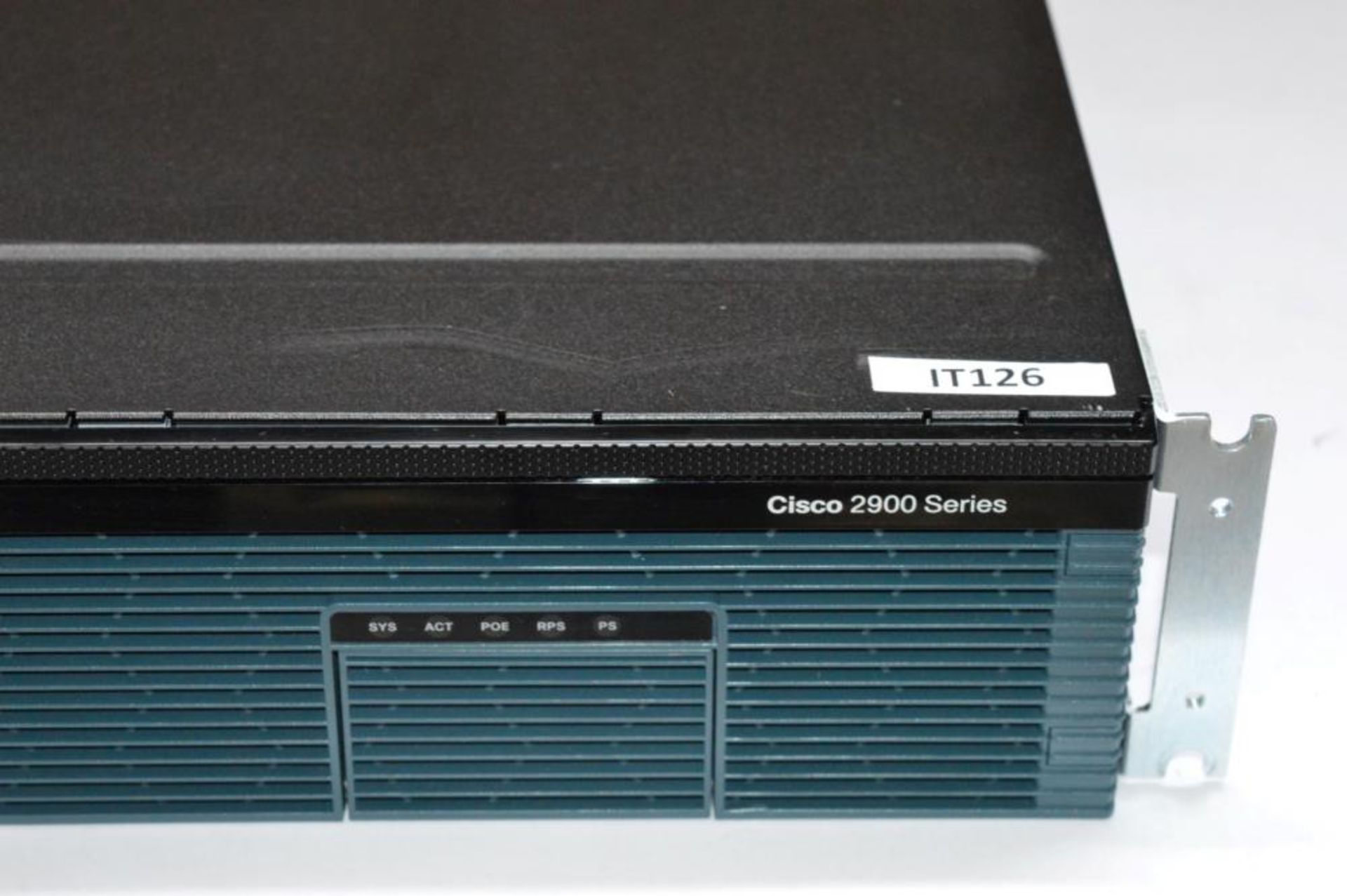 1 x Cisco 2900 Series Integrated Services Router - Cisco 2921 k9 v06 - CL400 - Ref IT126 - Location: - Image 2 of 5