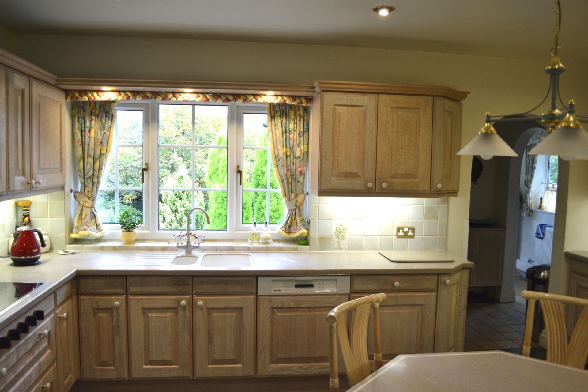 1 x SieMatic Bespoke Solid Wood Limed Oak Fitted Kitchen With Miele, Neff And Gaggenau Appliances - Image 75 of 95