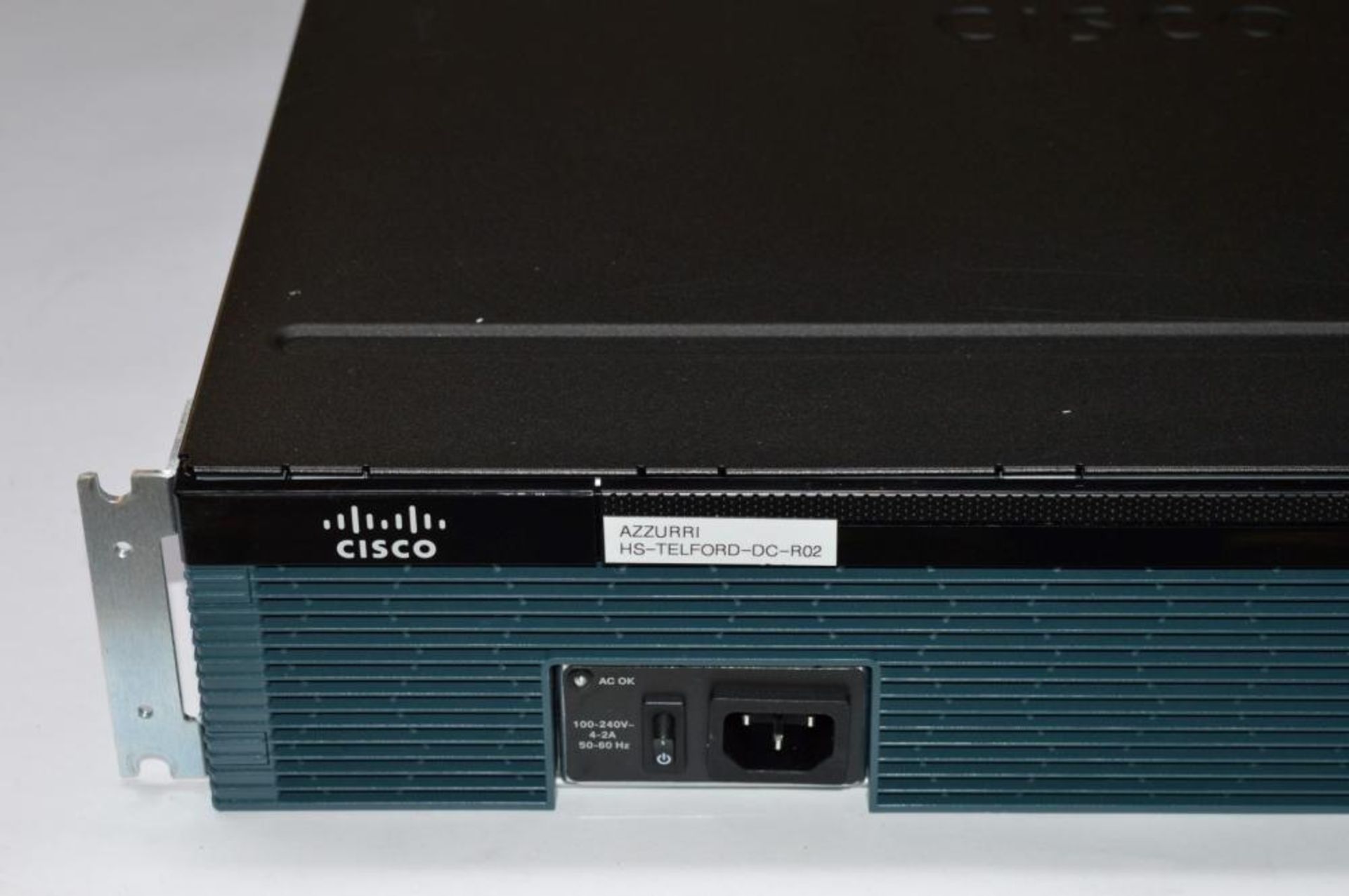 1 x Cisco 2900 Series Integrated Services Router - Cisco 2921 k9 v06 - CL400 - Ref IT126 - Location: - Image 3 of 5