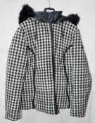 1 x Steilmann KSTN By Kirsten Womens Winter Coat In A Woven Hounds-Tooth Fabric, With A Detachable
