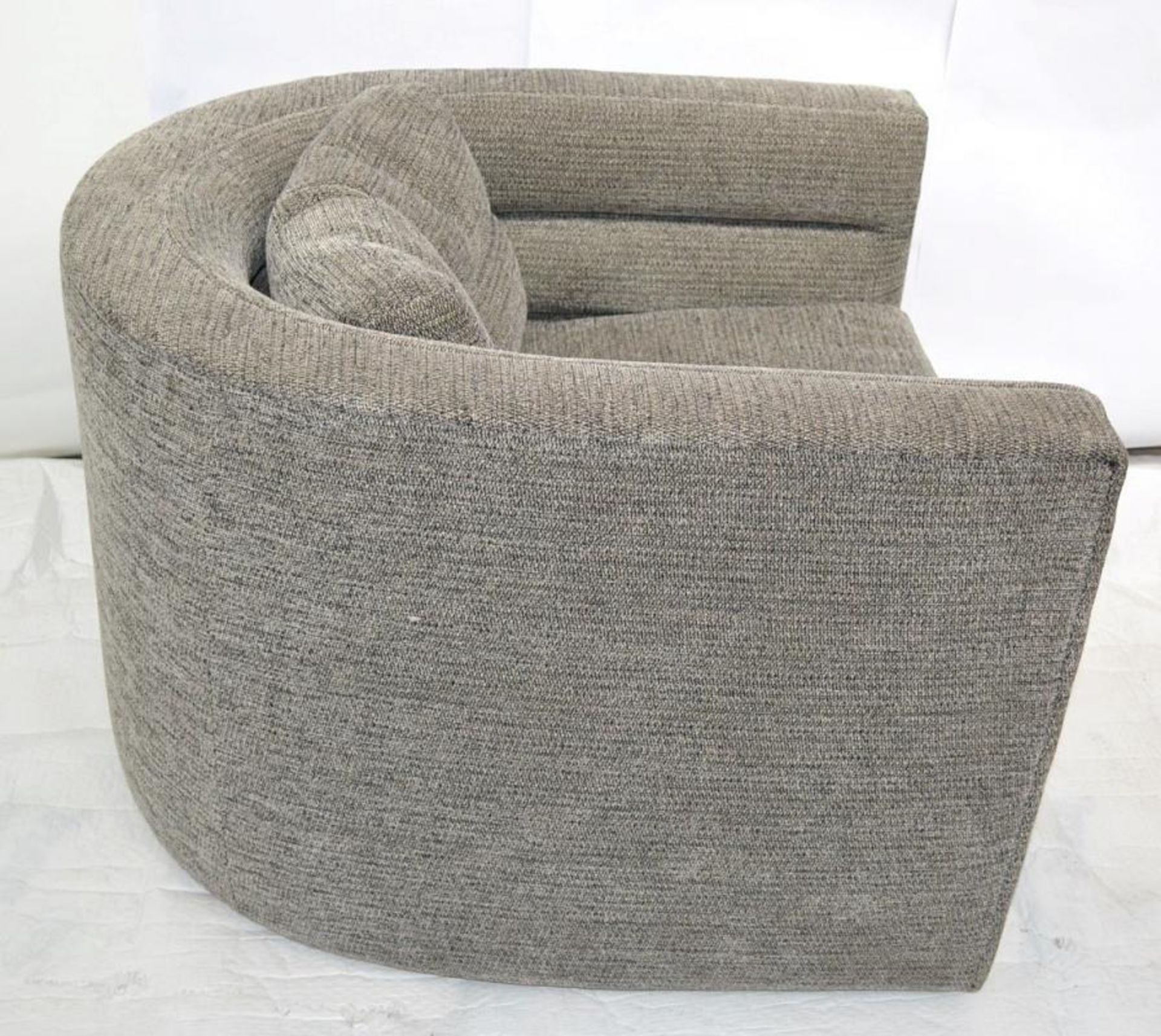 1 x KELLY WEARSTLER Melrose Club Chair In Grey - Dimensions: W36" x D38" x H28" - Ref: 5223289 - CL0 - Image 7 of 24