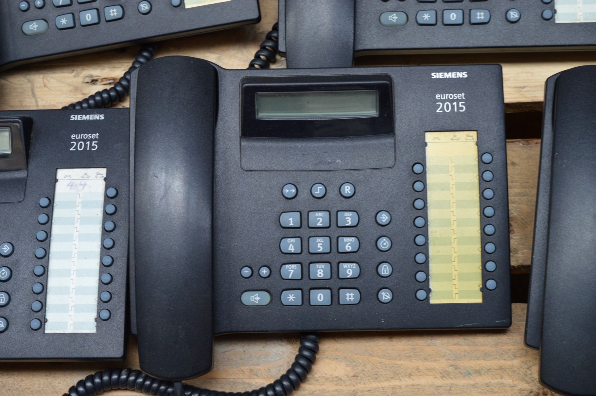 12 x Siemens Euroset 2015 Office Business Telephones - Removed From Office Environment - CL011 - Ref - Image 2 of 4