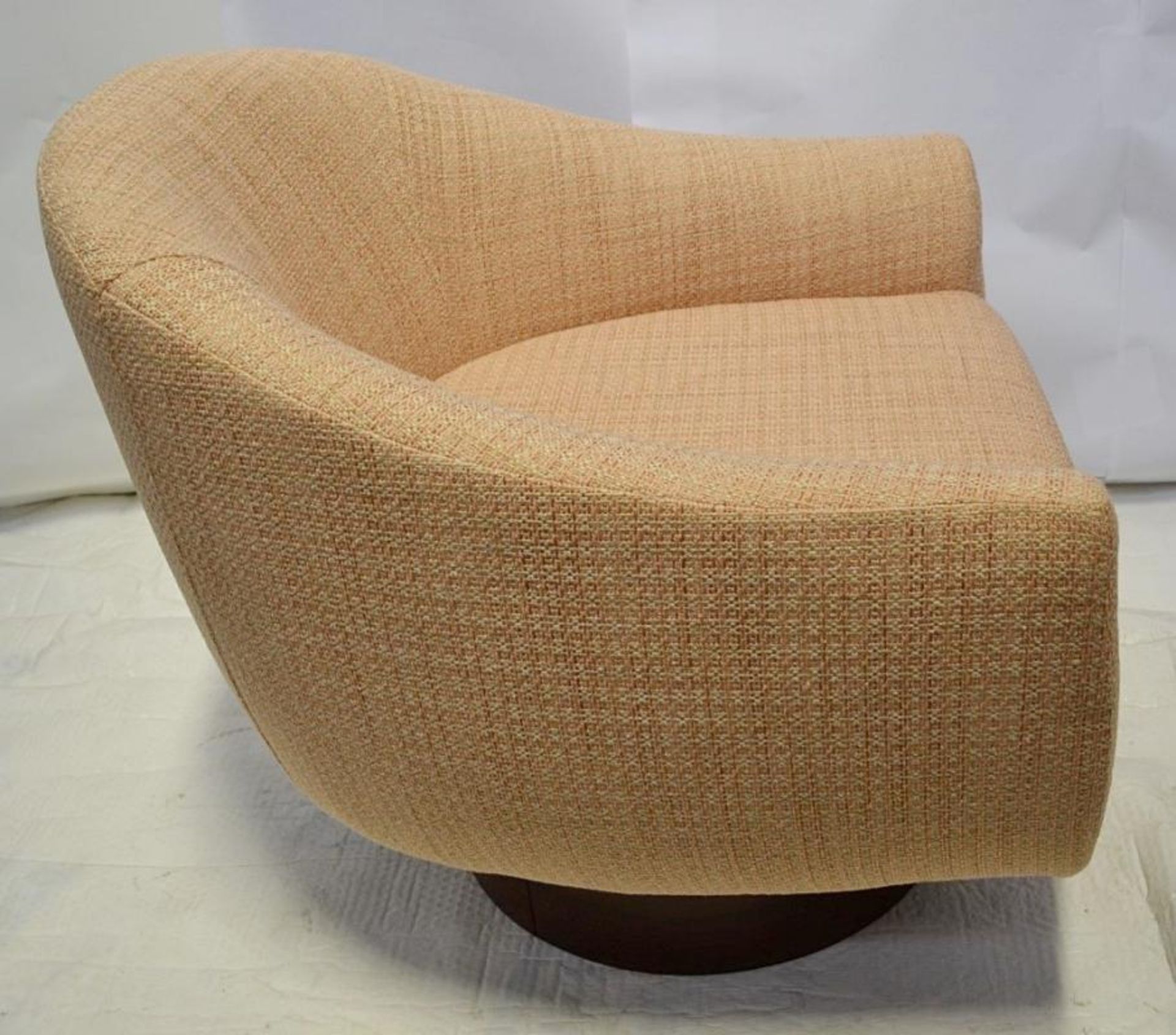 1 x KELLY WEARSTLER Sonara Swivel Chair Rosewood - Dimensions: 31” W x 35” D x 31” H - Ex-Display In - Image 15 of 28
