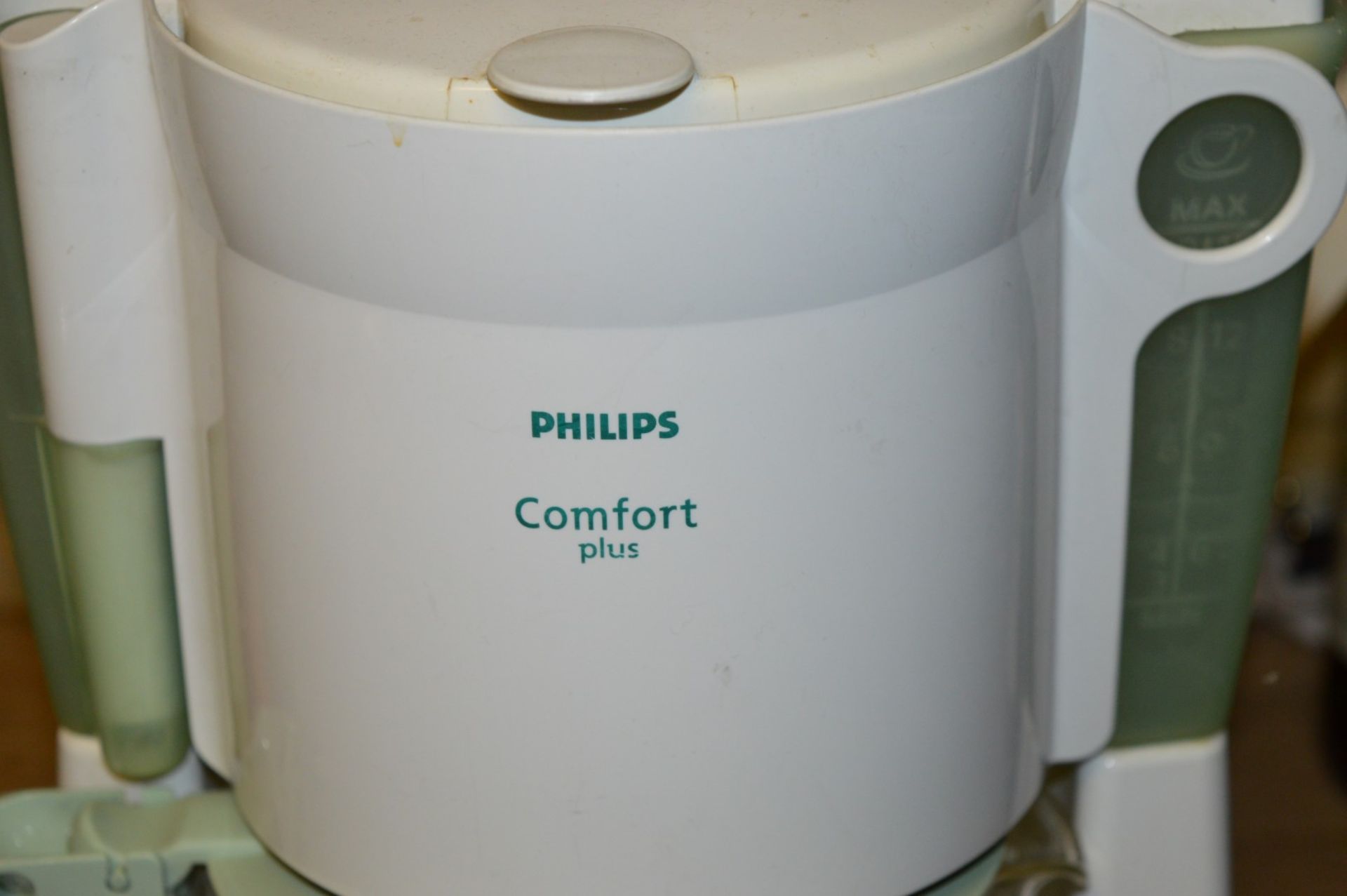 1 x Assorted Collection Including 2 x Coffee Dispensers, 2 x Rolling Rock Ice Buckets, 1 x Philips - Image 5 of 7