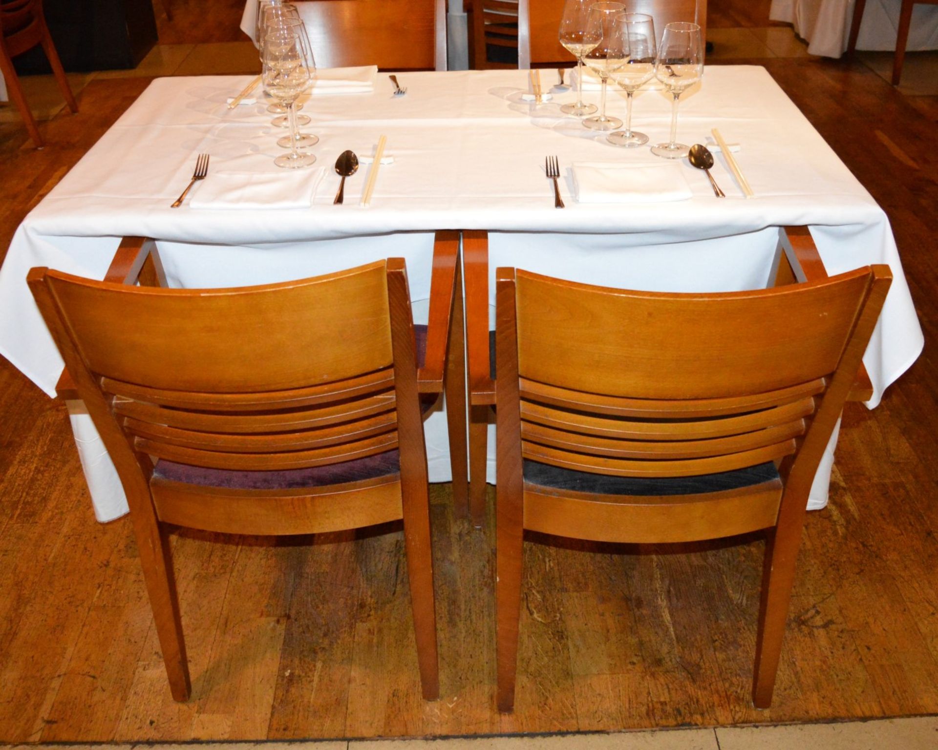 1 x Rectangular Dining Table and Four Solid Wood Chairs - Commercial Restaurant Table and Chair - Image 4 of 9